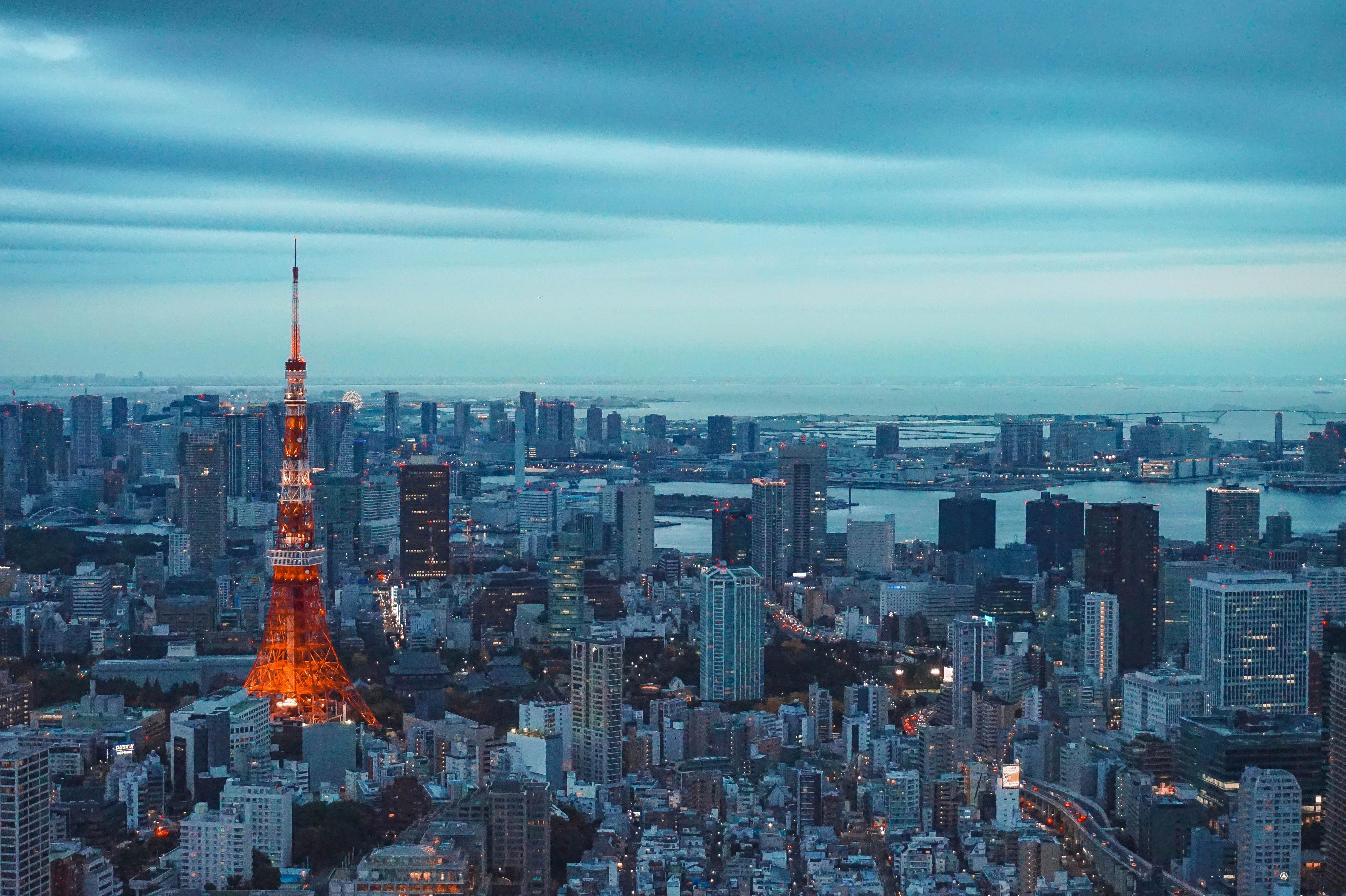illuminated, tokyo, 5K, skyscraper, 5k, sky, built structure, spire, crowd, travel destinations, buildings, dusk, financial district, cityscape, photography, HD Wallpaper
