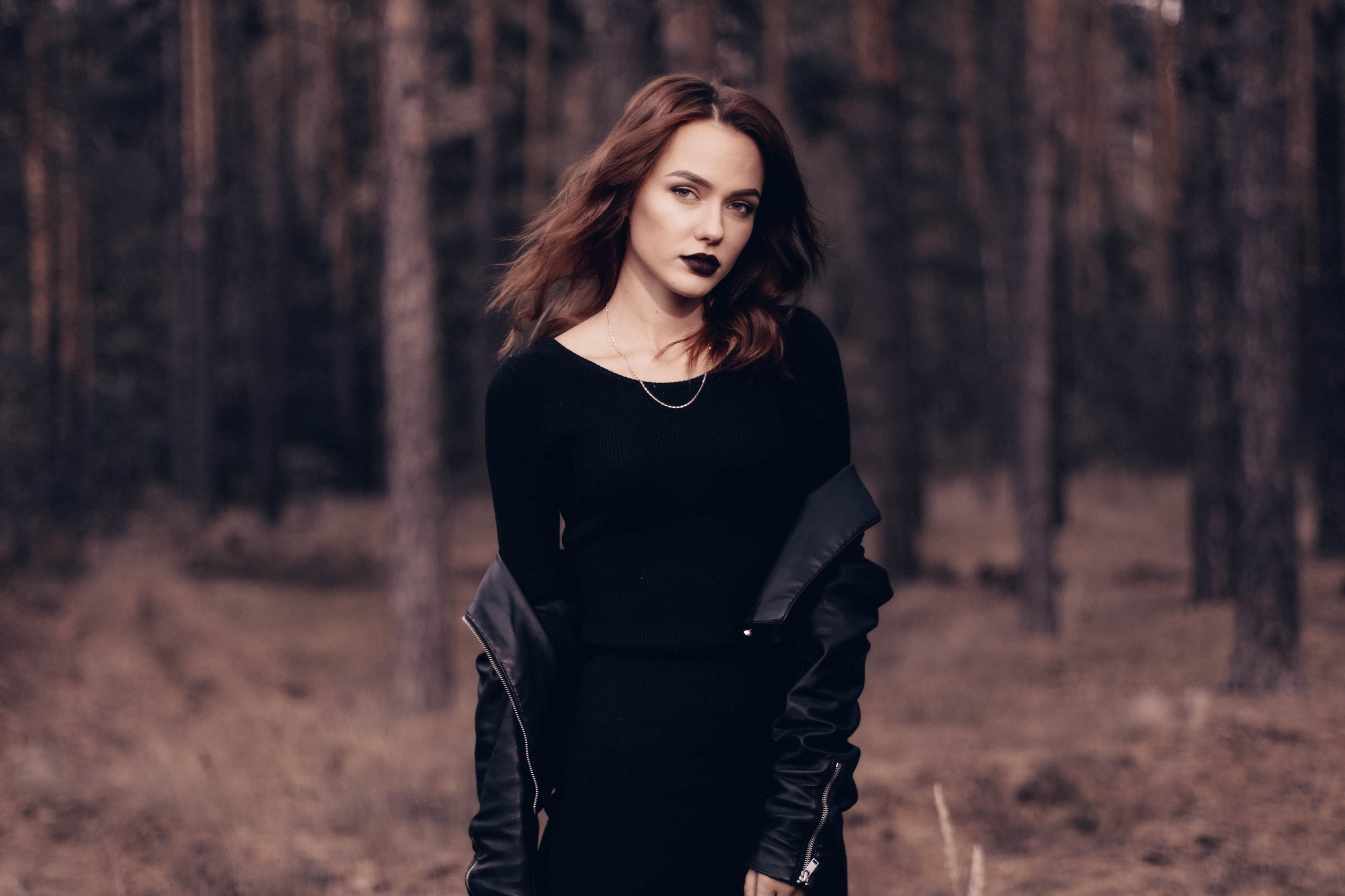 necklace, tree, three quarter length, front view, contemplation, land, casual clothing, beautiful woman, focus on foreground, nature, lifestyles, long hair, HD Wallpaper