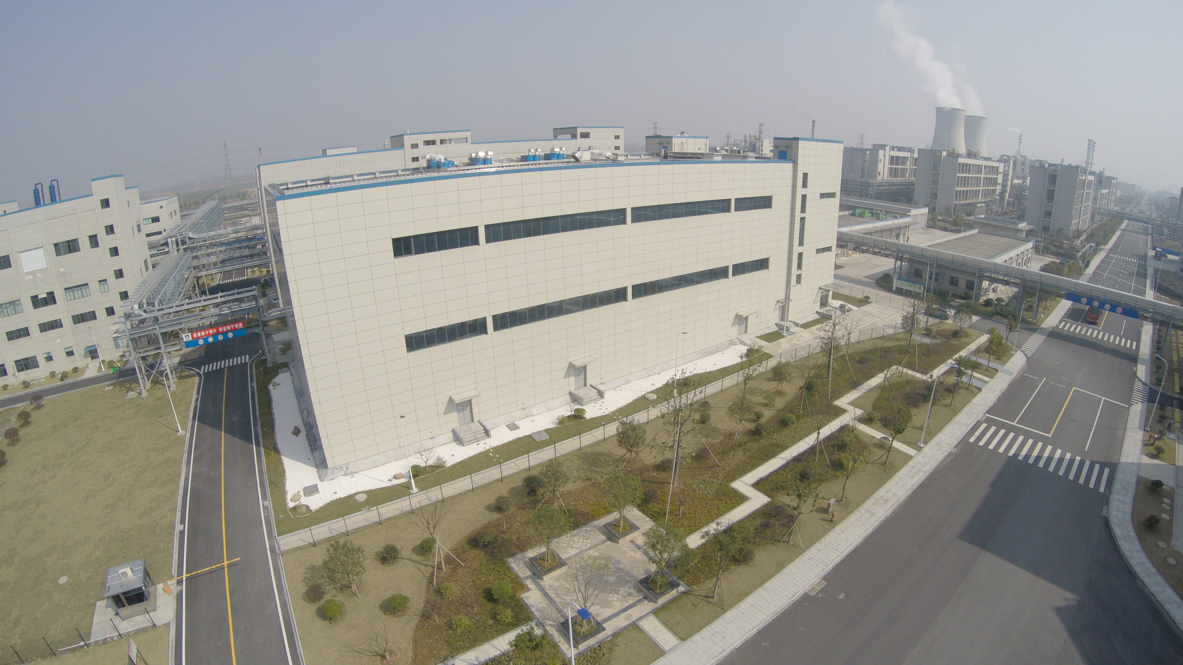 no people, hoi-chang, Zhejiang, people, city, building, car, built structure, aerial, industry, day, preparation, Hoi, sky, building exterior, glass - material, HD Wallpaper