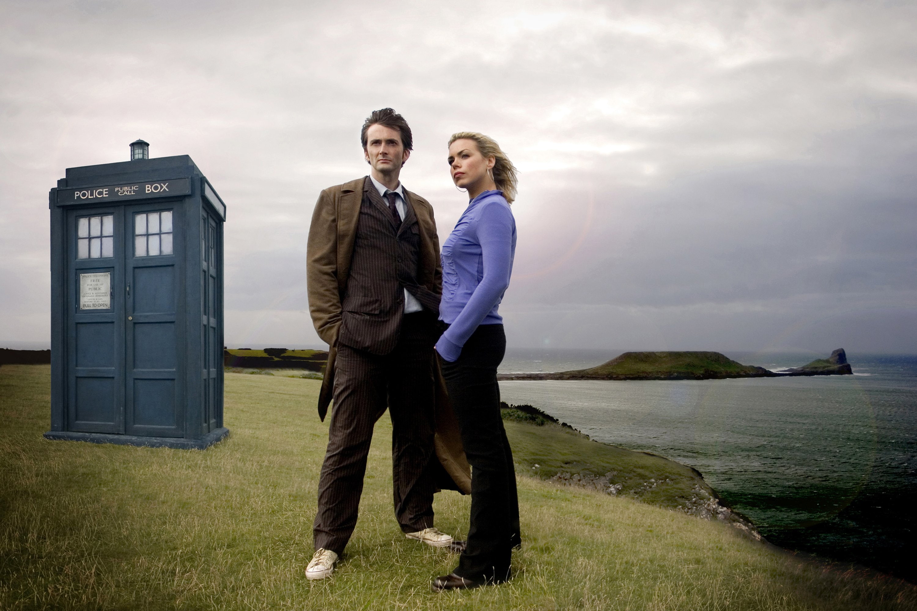 young men, tardis, Bbc, sky, drama, series, young adult, Comedy, standing, 2K, real people, couple - relationship, Futuristic, heterosexual couple, love, HD Wallpaper