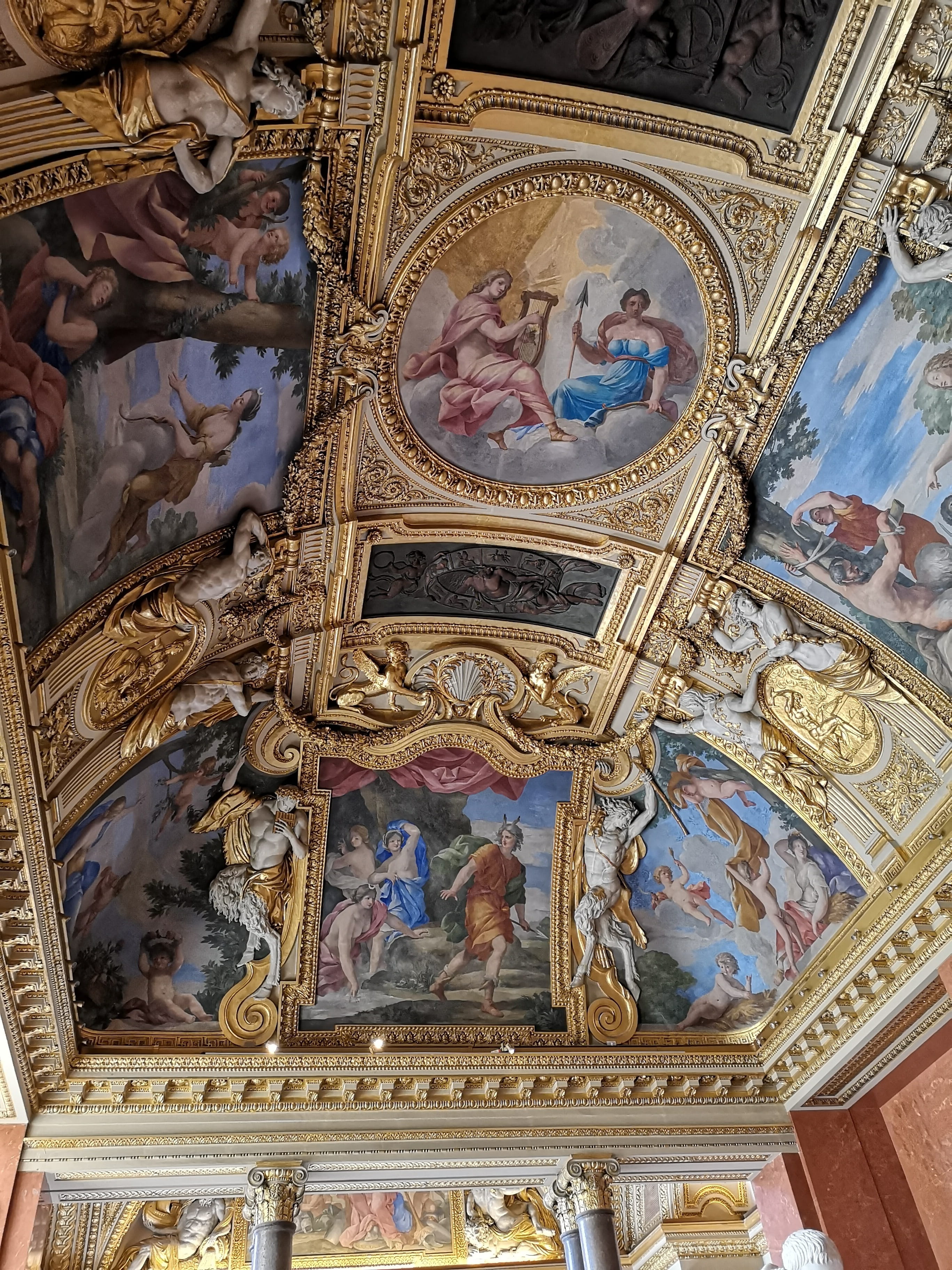 art and craft, human representation, place of worship, ceiling, royal, spirituality, no people, ornate, representation, craft, built structure, fresco, Phone HD Wallpaper