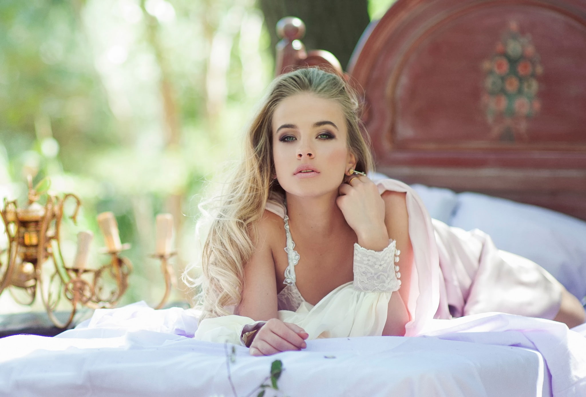 lying on front, Liza Esther Mikrukova, women, model, in bed, bed, looking at viewer, blue eyes, blonde, 1080P, bare shoulders, photography, HD Wallpaper