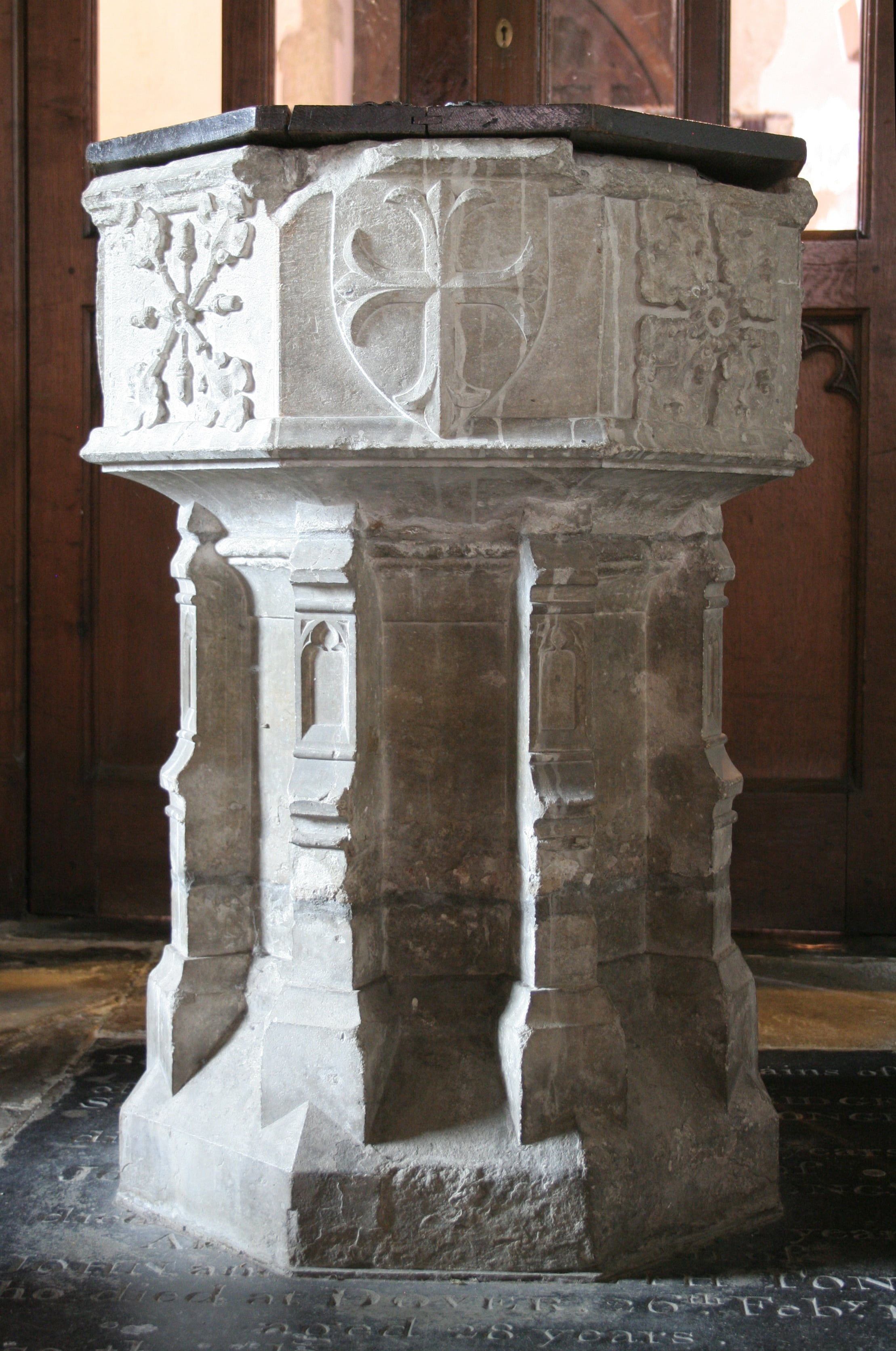 solid, baptism, sittingbourne, architectural column, st michaels sittingbourne, st michaels church, architecture, representation, stone masonry, no people, Phone HD Wallpaper