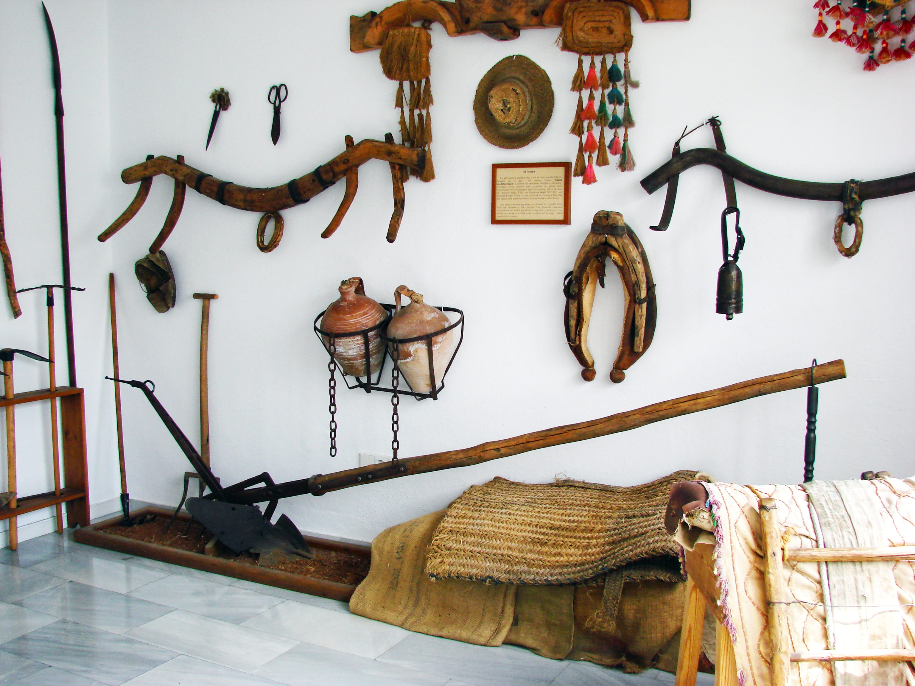rifle, picture frame, indoors, yoke, wood - material, leather, frame, hanging, tillage implements, large group of objects, basket, hitch, art and craft, HD Wallpaper