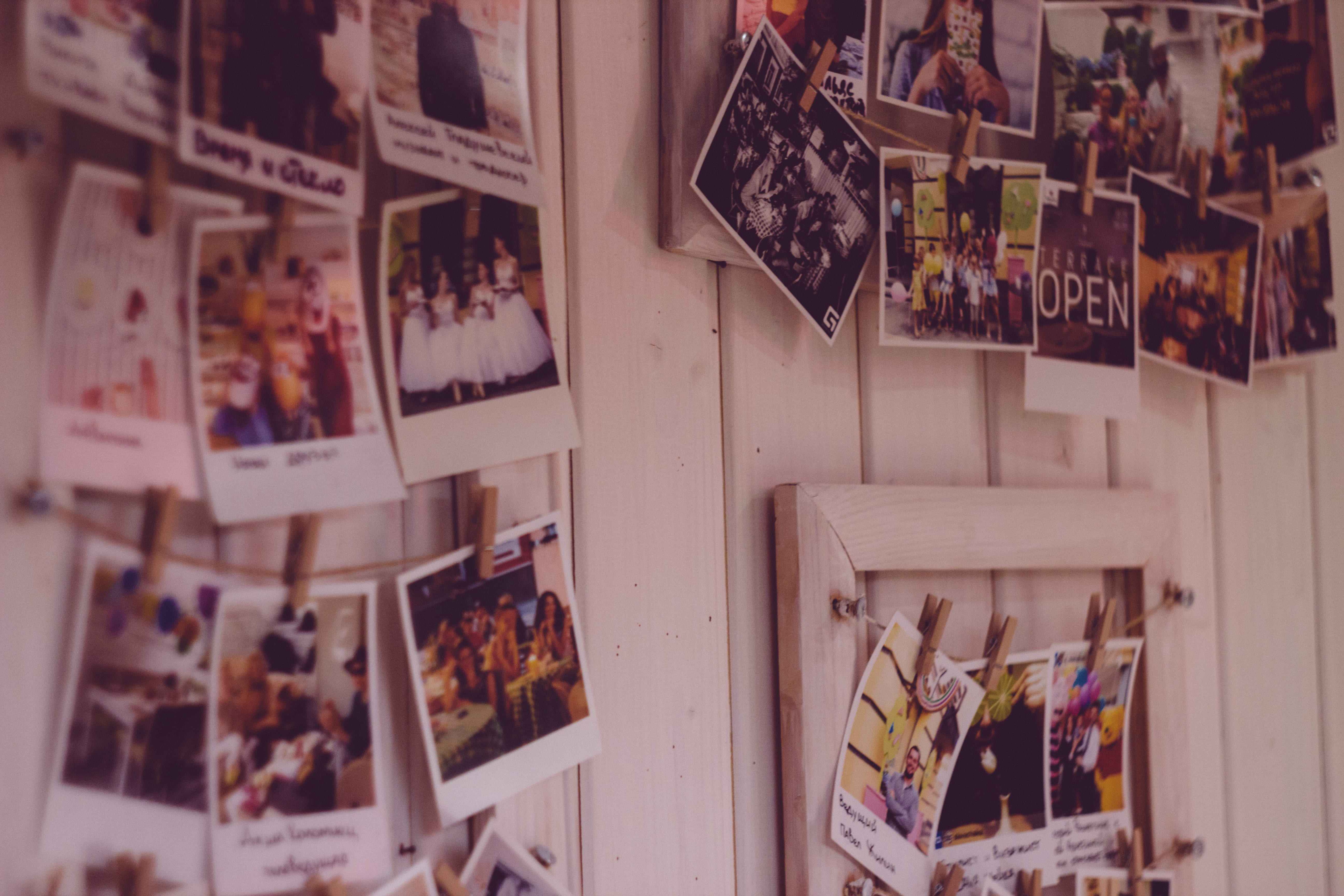 pictures, frame, clothespins, arrangement, polaroid, market stall, collection, choice, painting, creativity, business, room, street, adult, picture frame, HD Wallpaper