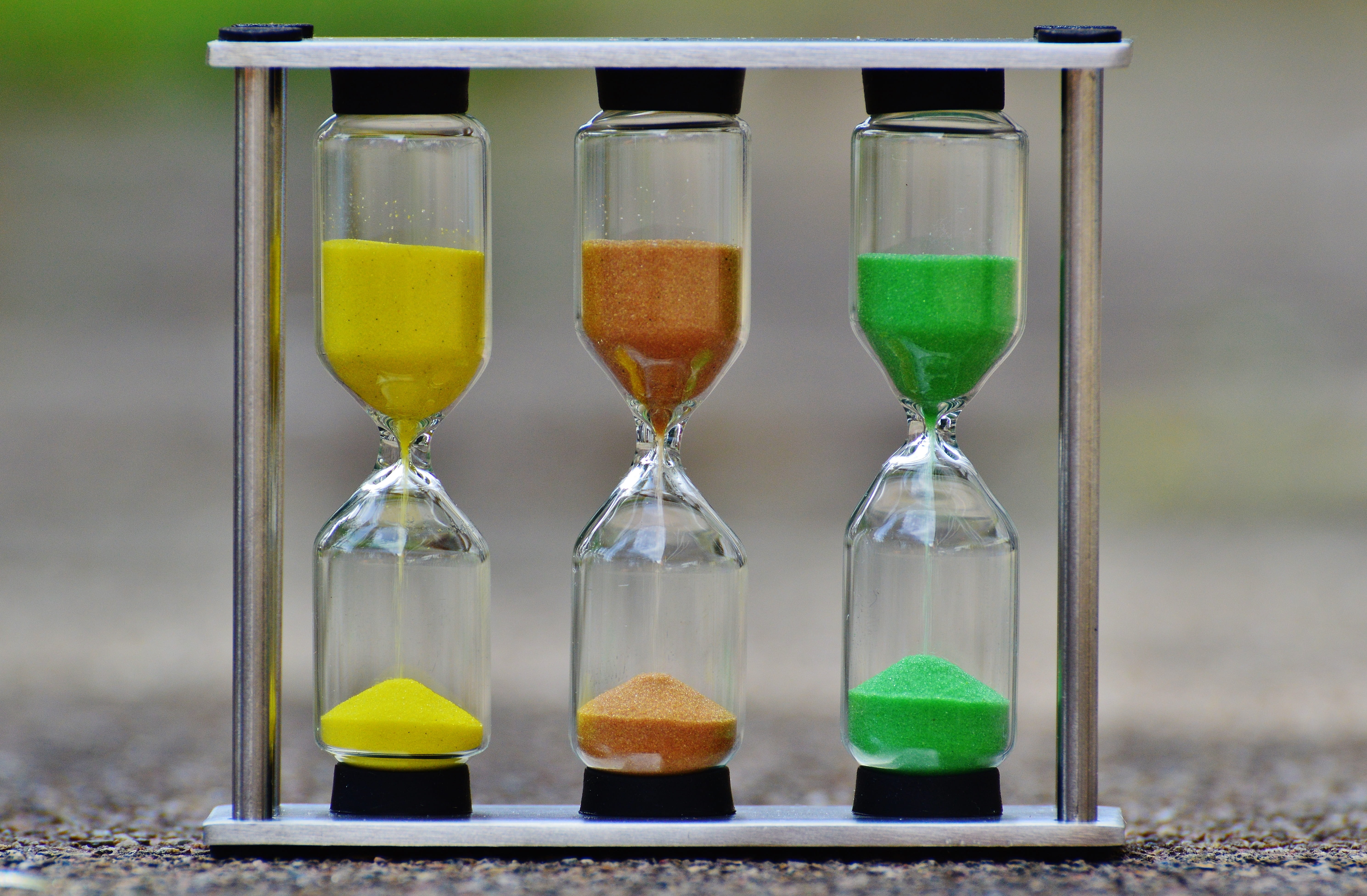alcohol, amount of time, drink, temptation, timepiece, transparent, land, panel, close-up, transient, nature, side by side, 5K, focus on foreground, glass, HD Wallpaper
