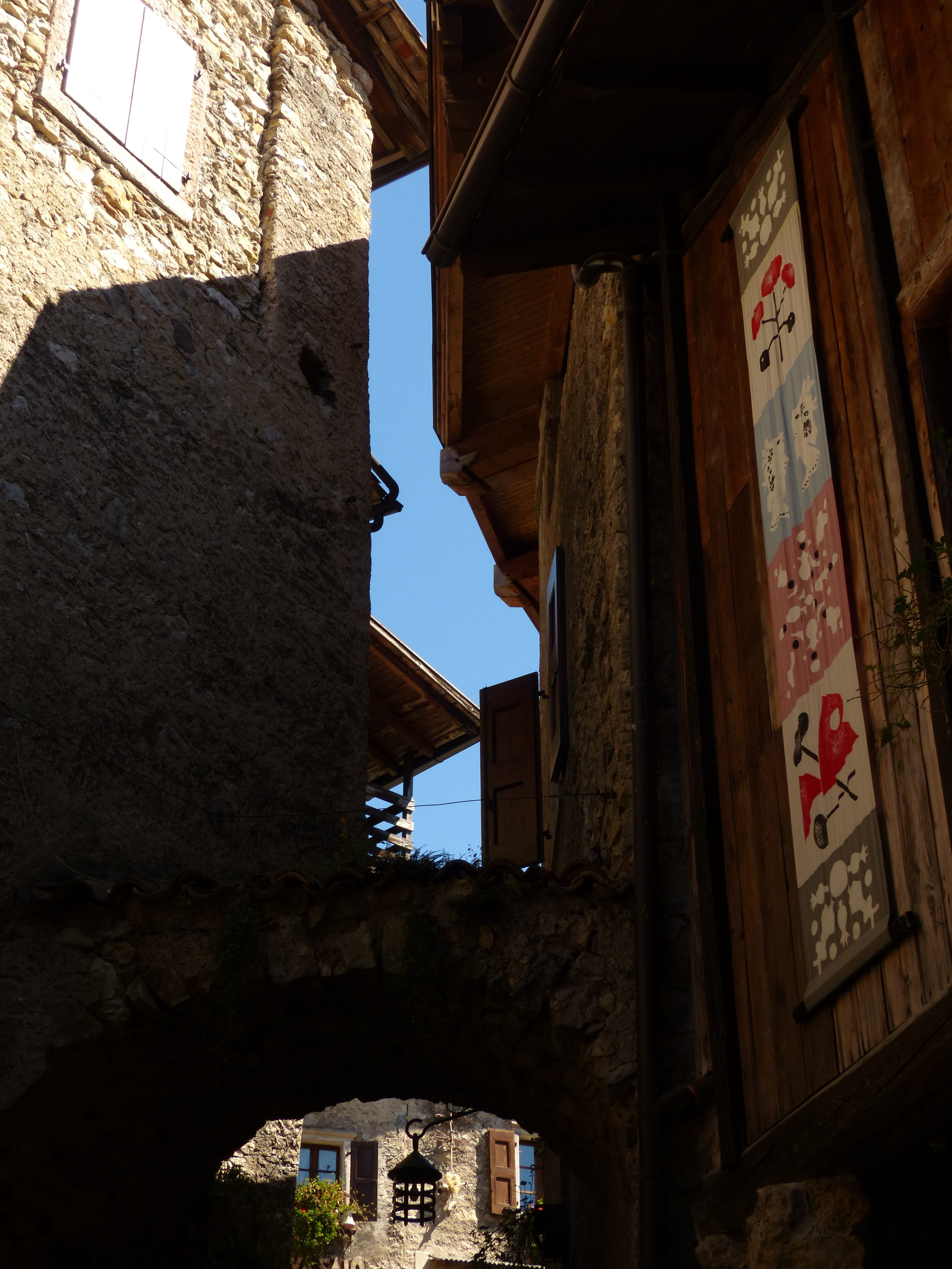 history, architecture, Alley, sky, day, ruined, outdoors, spirituality, religion, medieval village, place of worship, low angle view, italy, belief, building, Phone HD Wallpaper