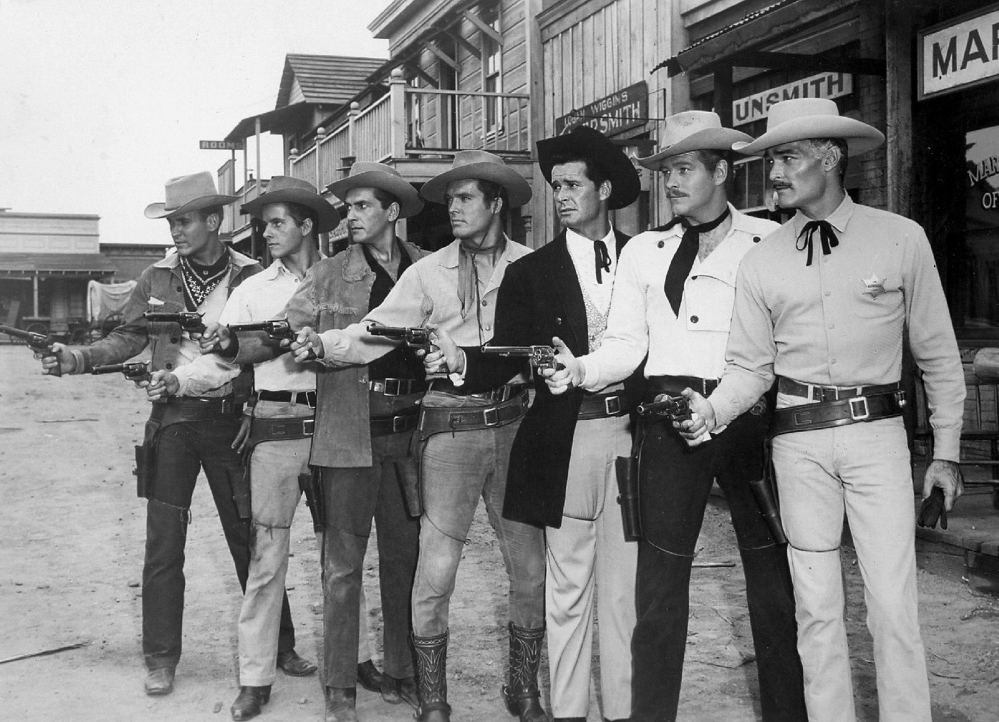 building exterior, actors, peter brown, western, holding, built structure, adult, togetherness, group of people, looking at camera, lawman, vintage, day, HD Wallpaper