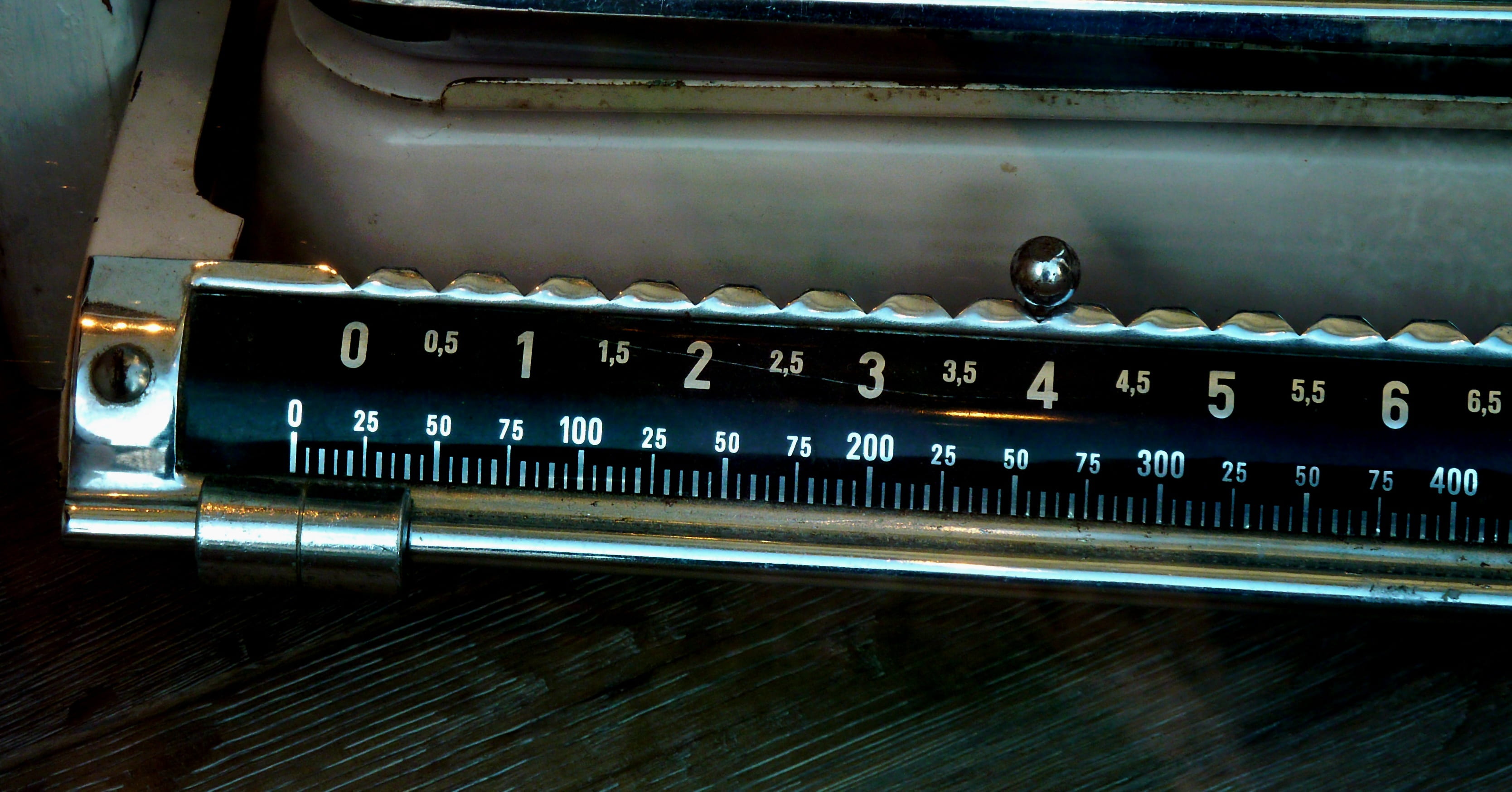 technology, number, weigh, weight, measure, kitchen scale, old, antique, retro scale, kitchen utensil, indoors, high angle view, connection, communication, HD Wallpaper