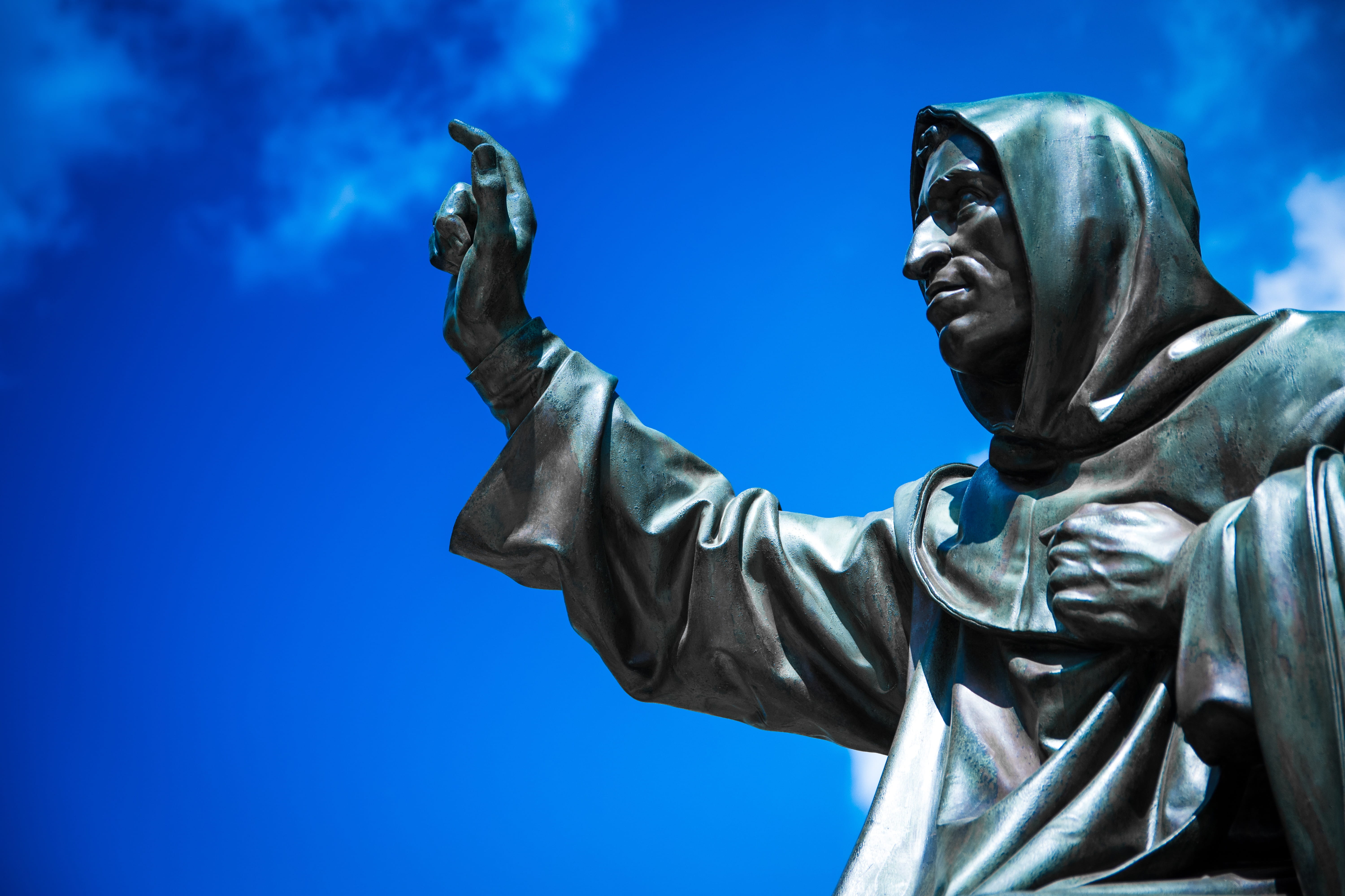 figure, nature, statue, day, monument, luther, metalwork, daylight, blue, cemetery, outdoors, art and craft, 5K, sky, heaven, girolamo savonarola, sculpture, HD Wallpaper