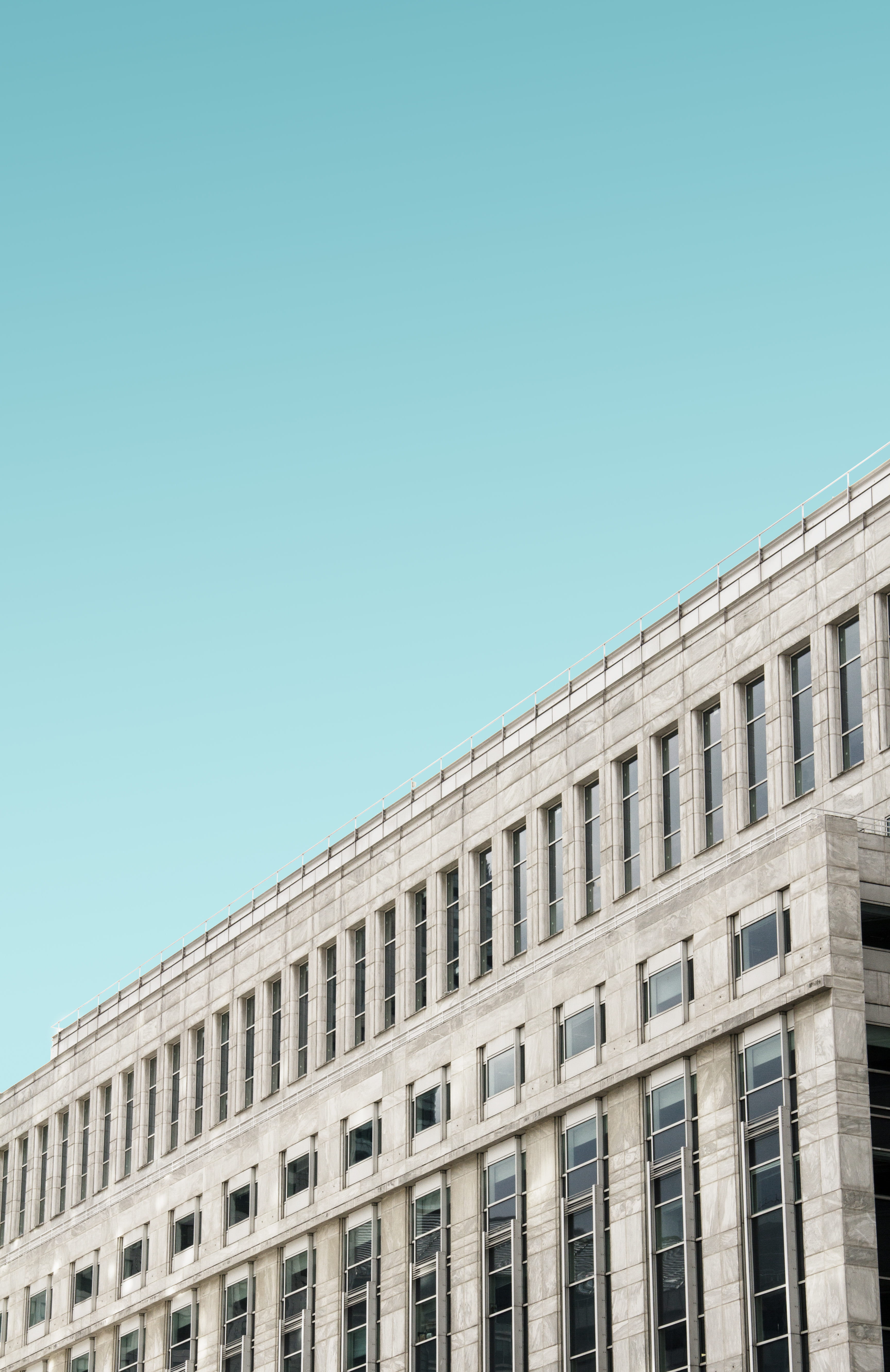 glass, modern, law, business, office, photography, facade, no people, triangle, creative, government, building, courthouse, daytime, urban, clear sky, day, Phone HD Wallpaper
