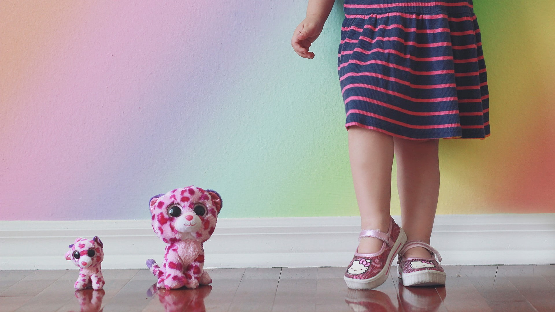children, women, flooring, body part, home interior, sock, 1080P, innocence, little girl, human leg, striped, adult, childhood, human limb, low section, HD Wallpaper