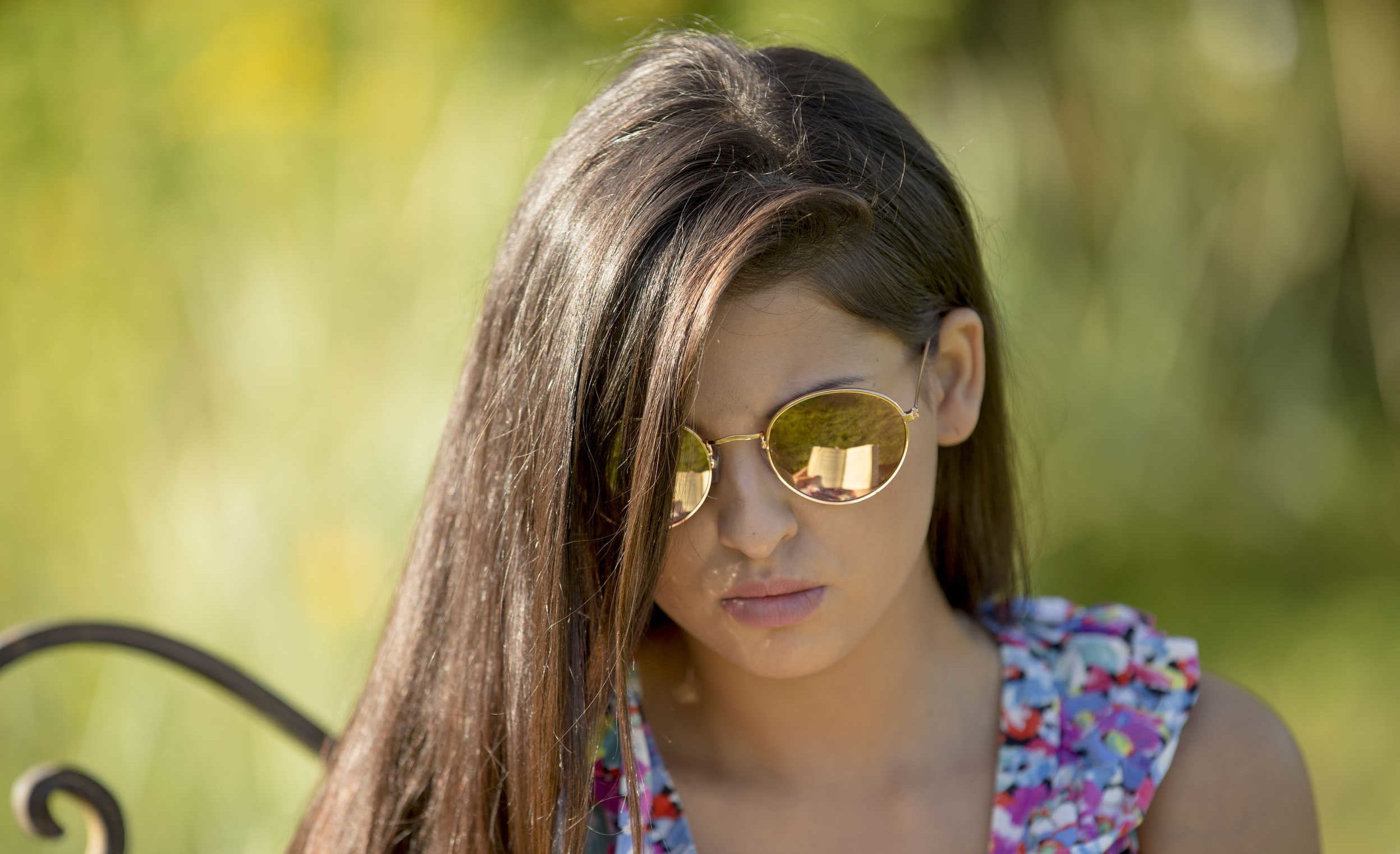 one person, Coco De Mal, women, outdoors, leisure activity, long hair, glasses, 1080P, women with glasses, focus on foreground, brown hair, headshot, hair, HD Wallpaper