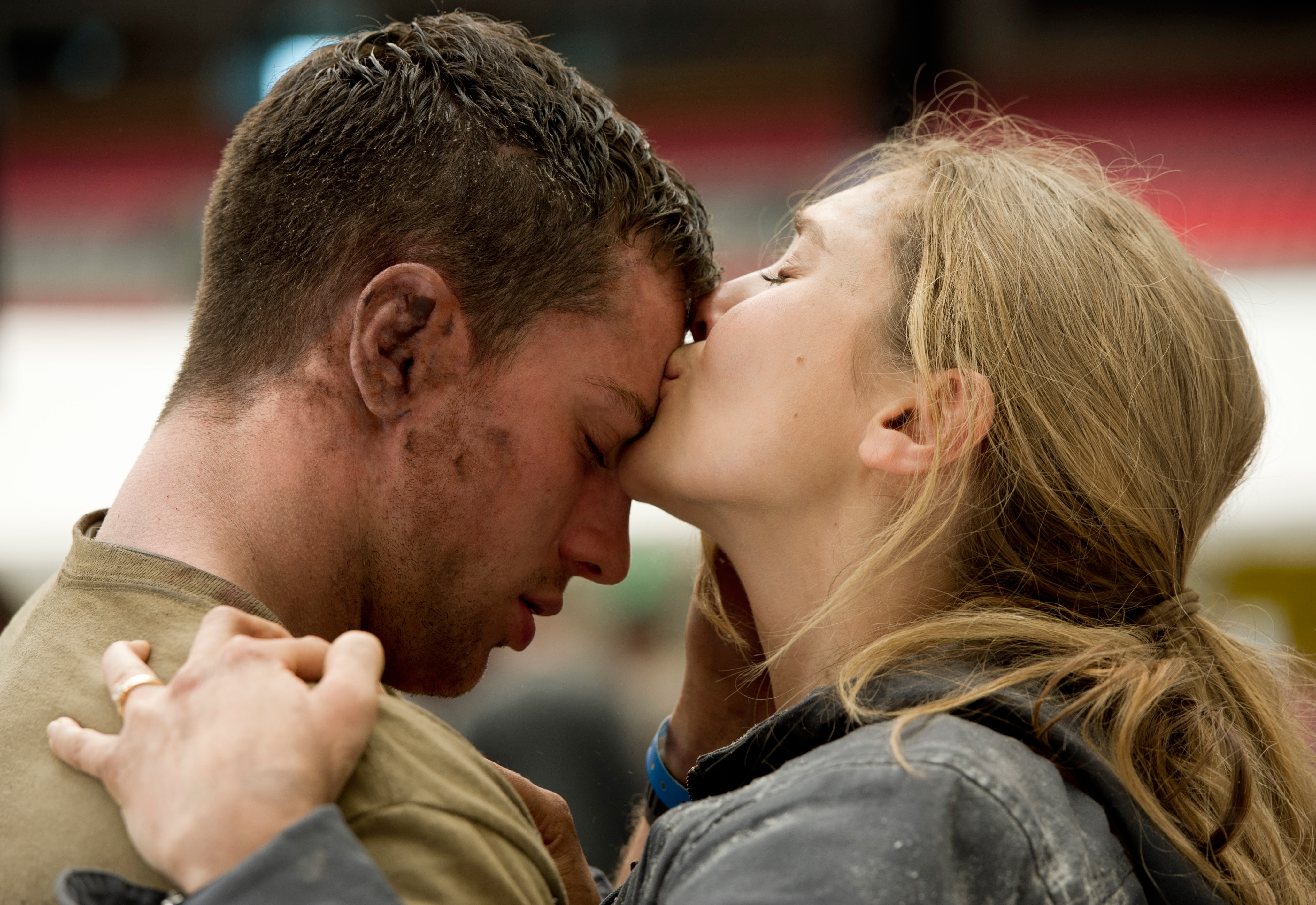 Elizabeth Olsen, Elle Brody, Ford Brody, 2014, Godzilla, Aaron Taylor-Johnson, 4K, HD Wallpaper