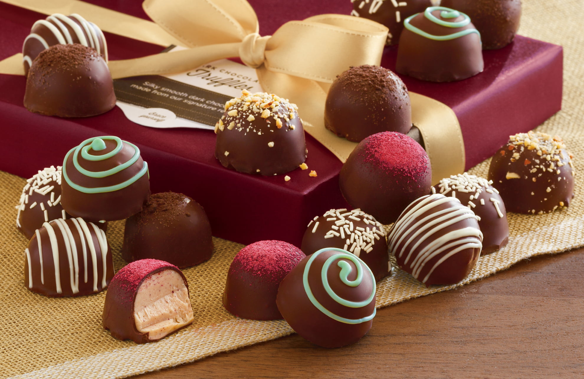 chocolate, no People, icing, temptation, indoors, high angle view, gift, celebration, 1080P, wood - Material, sugar, french food, food, macaroon, sweet Food, HD Wallpaper