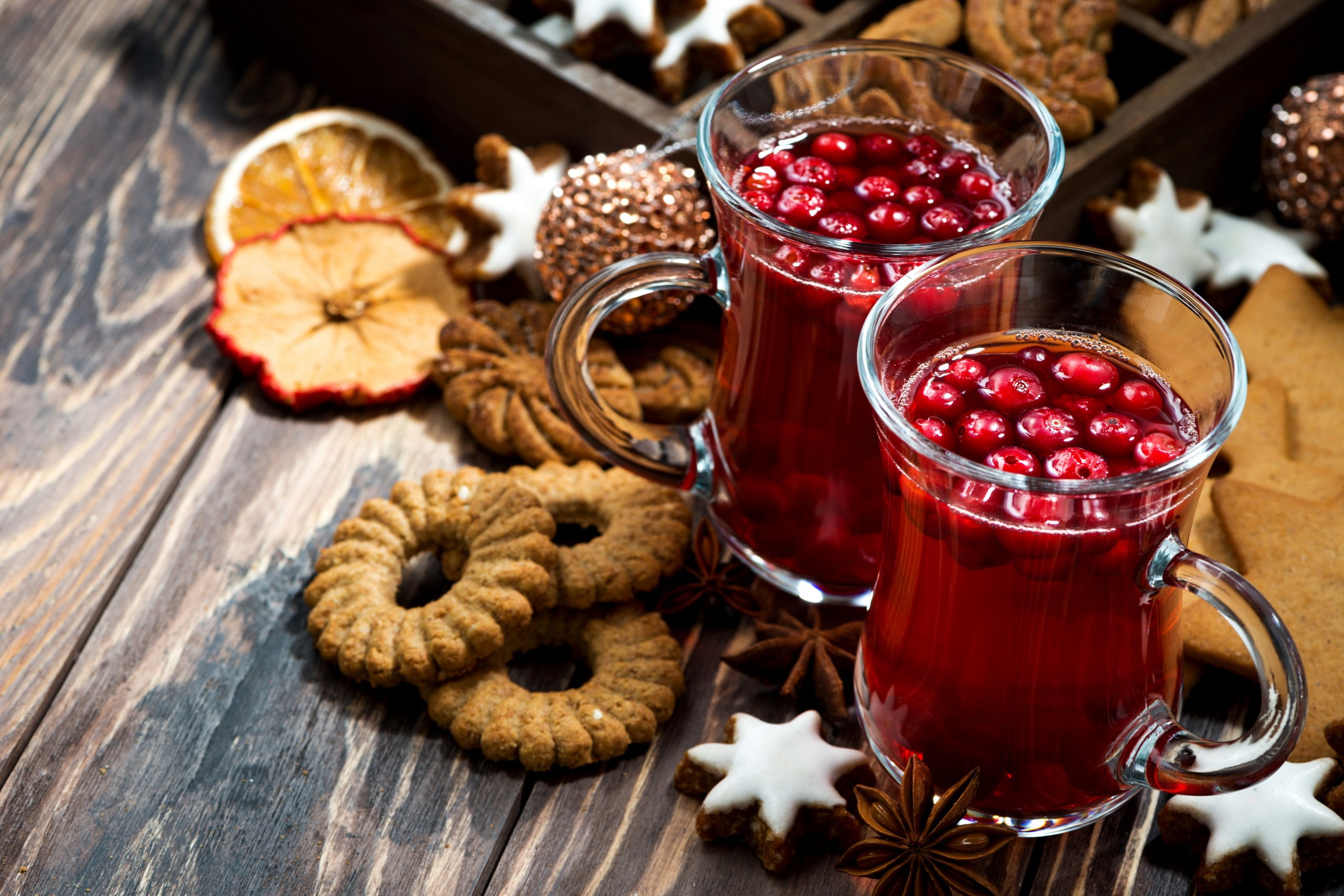 mug, two, mugs, gourmet, 2K, holiday, refreshment, new year, backgrounds, healthy eating, indoors, tea, spice, glass - Material, food, summer, still life, HD Wallpaper