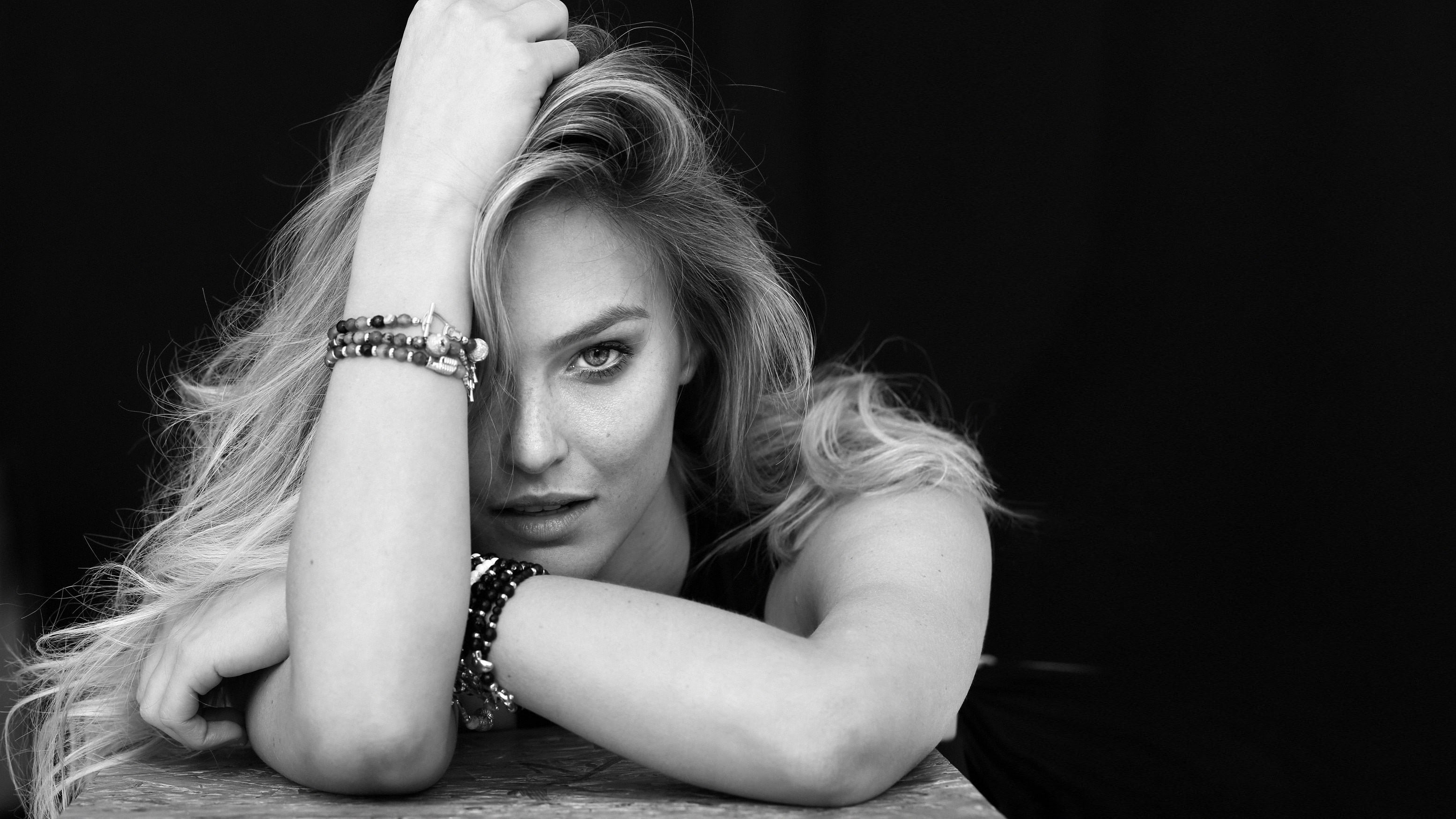 2K, Bar Refaeli, simple background, model, women, HD Wallpaper
