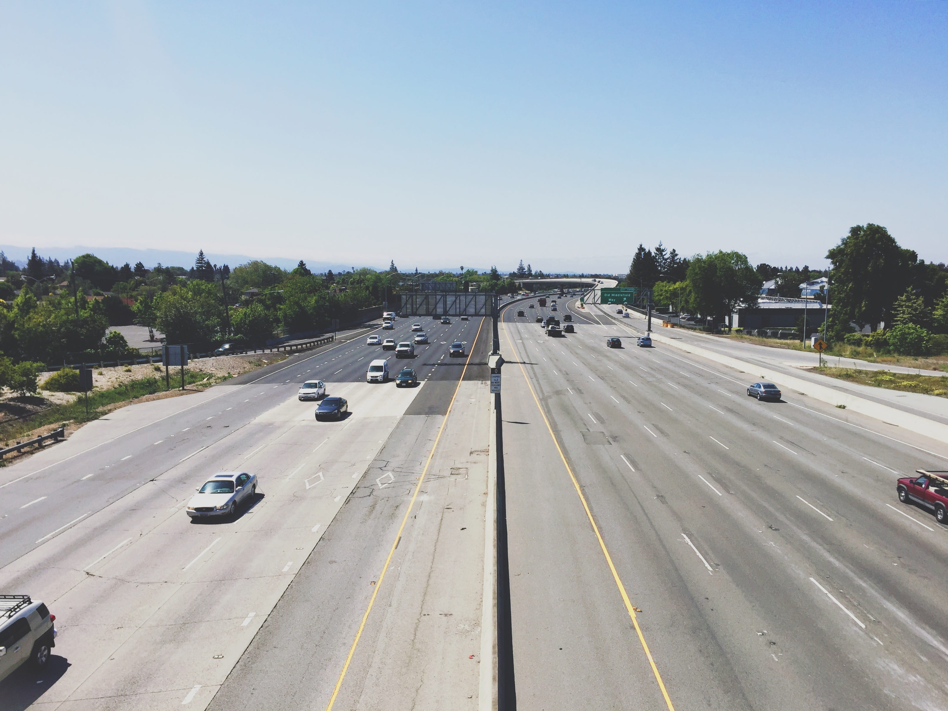 sign, 2601 n shoreline blvd, car, high angle view, marking, united states, tree, nature, plant, symbol, mountain view, sky, multiple lane highway, day, HD Wallpaper