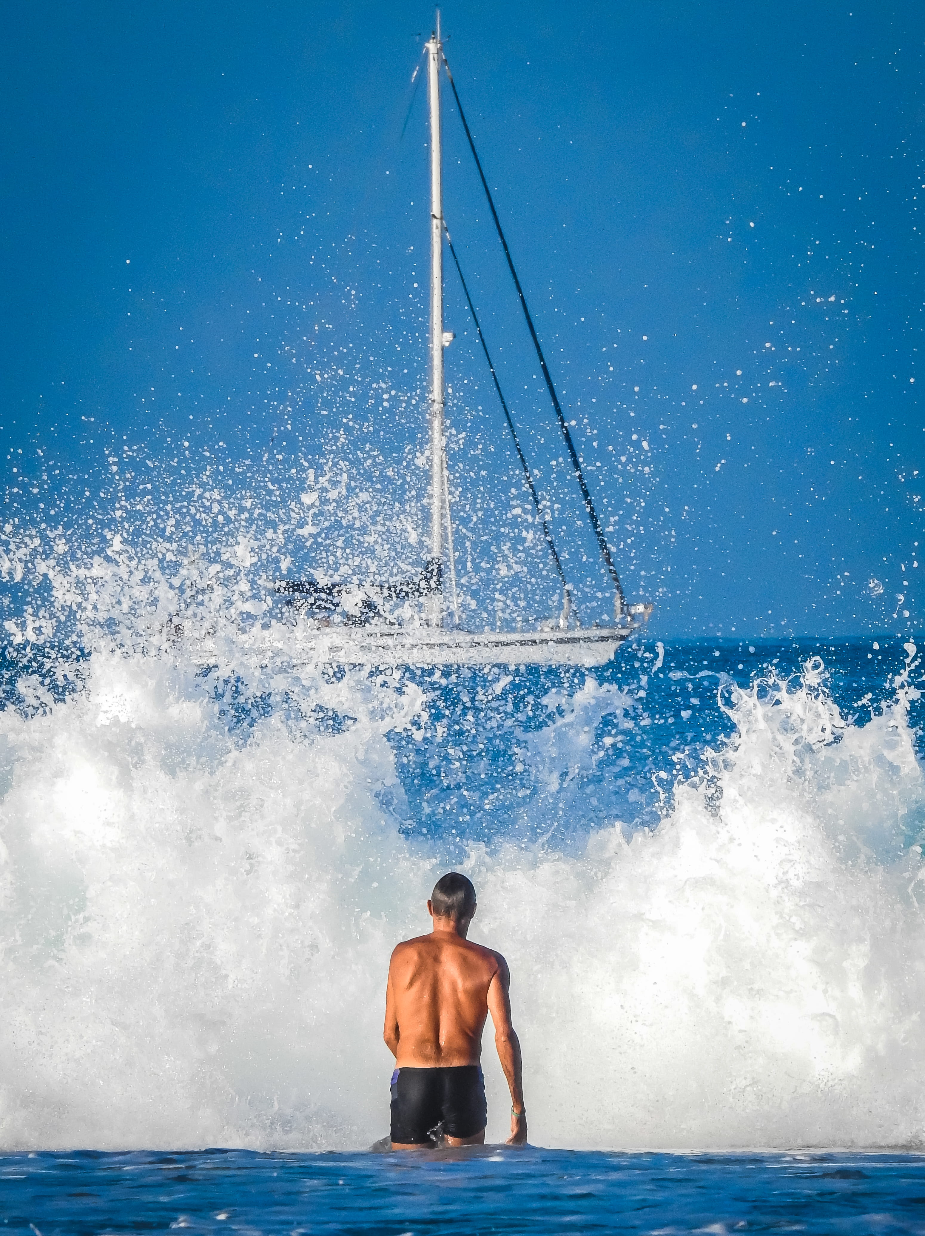 relax, sport, sky, blue, nature, men, ocean, vacations, phuket, thailand, lifestyles, sailboat, wave, surfing, power in nature, horizon over water, beauty in nature, Phone HD Wallpaper