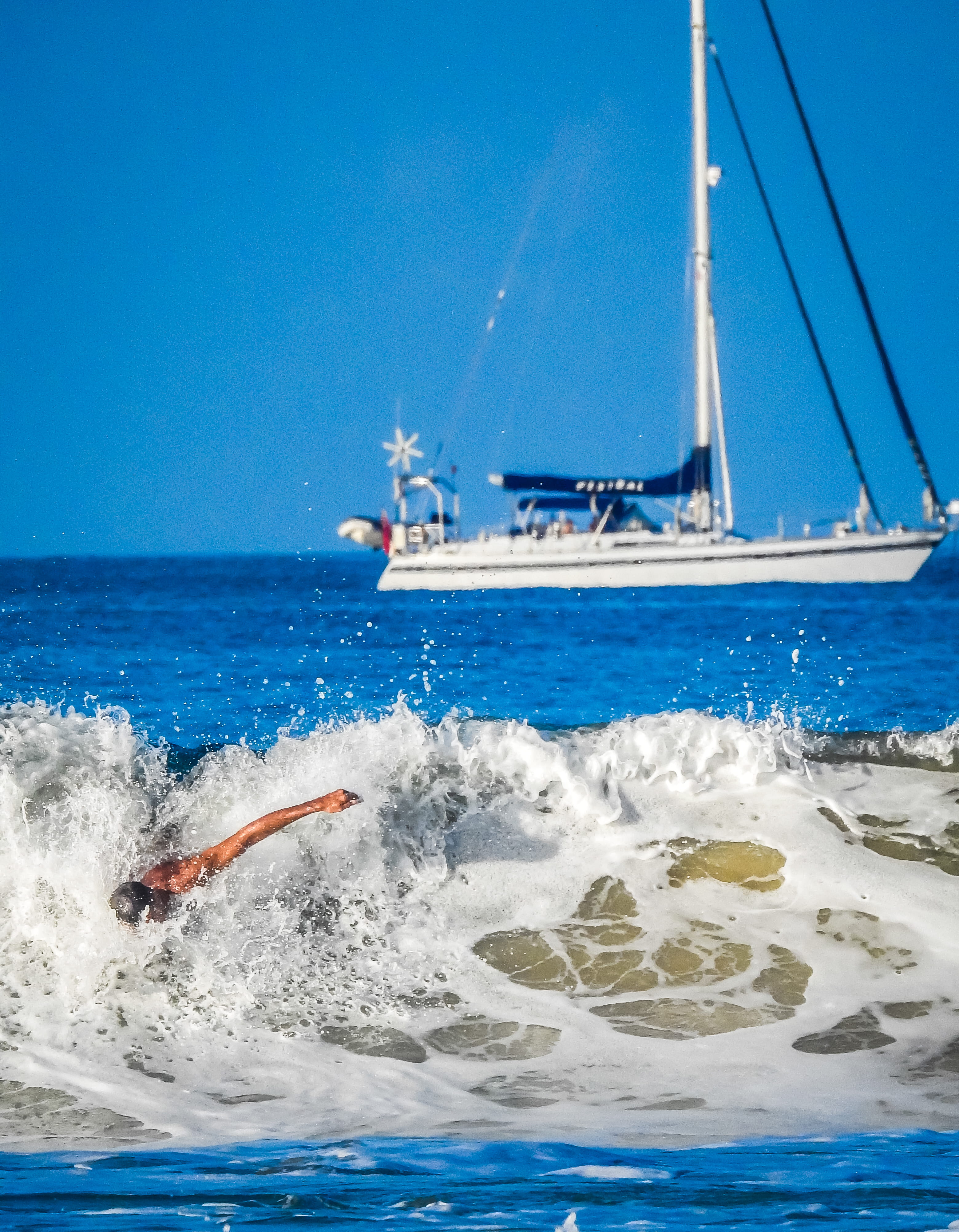ocean, water, wave, sport, aquatic sport, mode of transportation, swim, surfing, yacht, thailand, outdoors, travel, motion, sailboat, horizon over water, Phone HD Wallpaper
