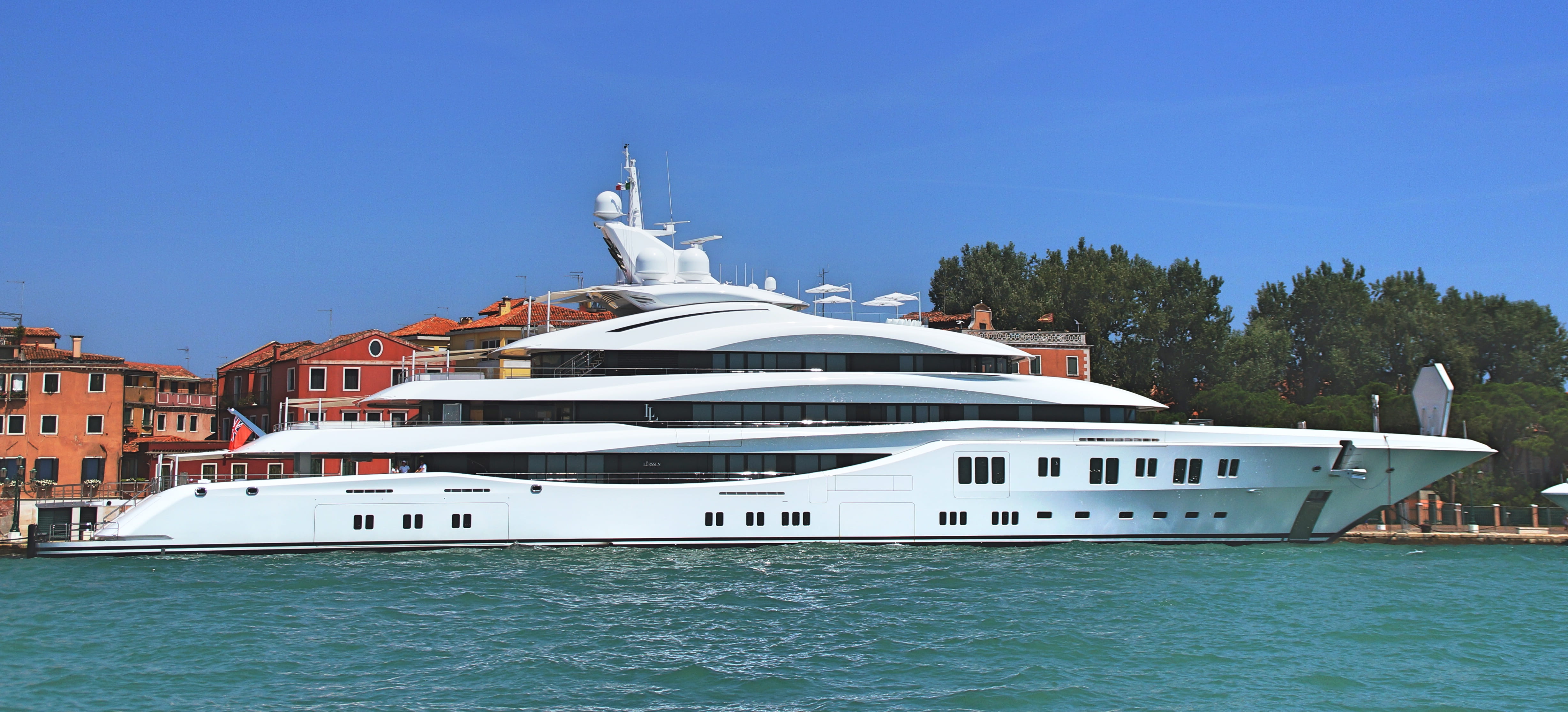 passenger craft, luxury, no people, blue, ship, cruise ship, sky, craft, transportation, water, amazing, ocean, money, architecture, huge, building, built structure, HD Wallpaper