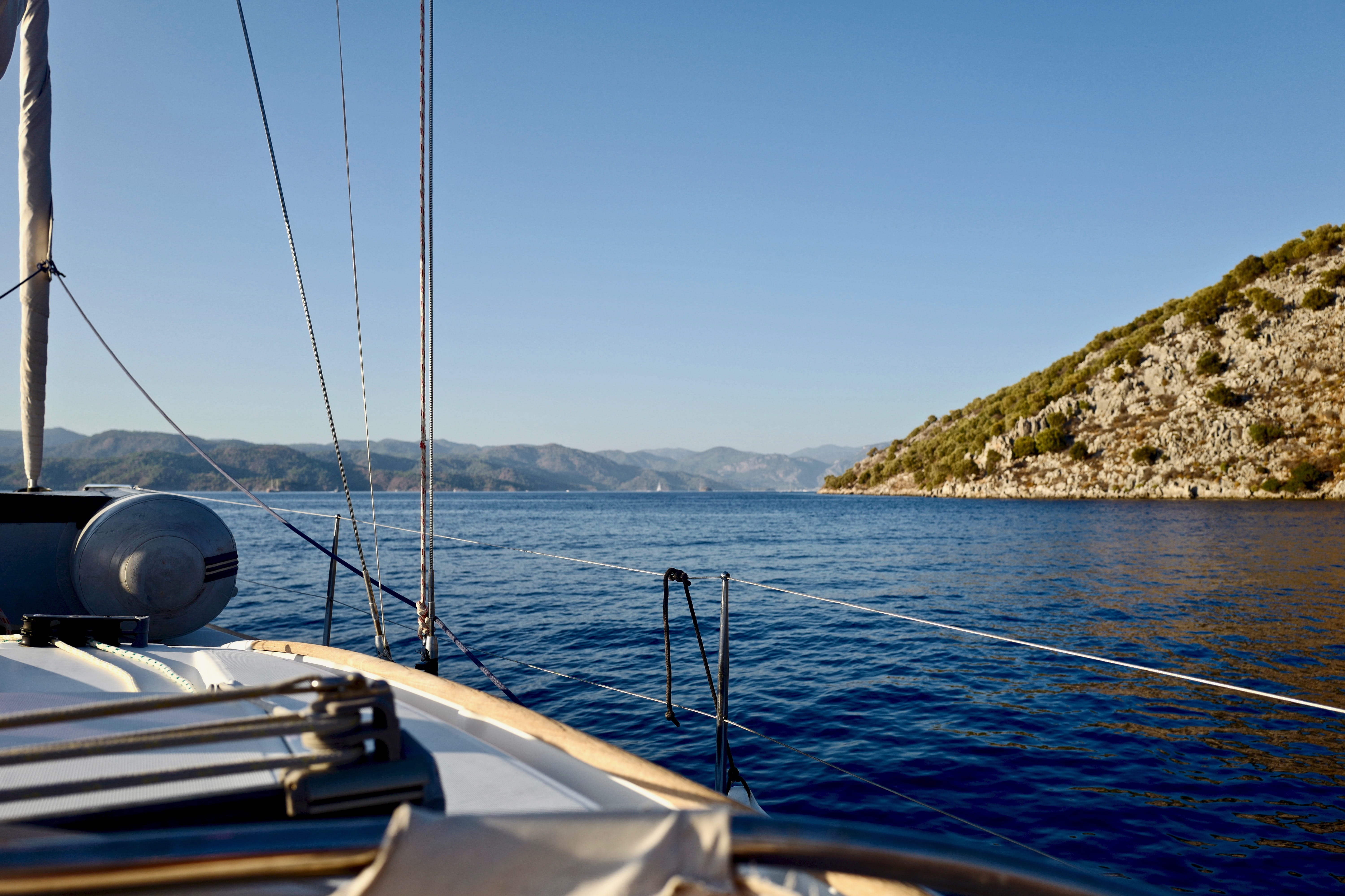 clear sky, adventure, sunlight, day, white, clothing, 5K, yacht, body, yatch, beauty in nature, sailboat, sea, sailing, nature, vehicle, daytime, shoreline, HD Wallpaper