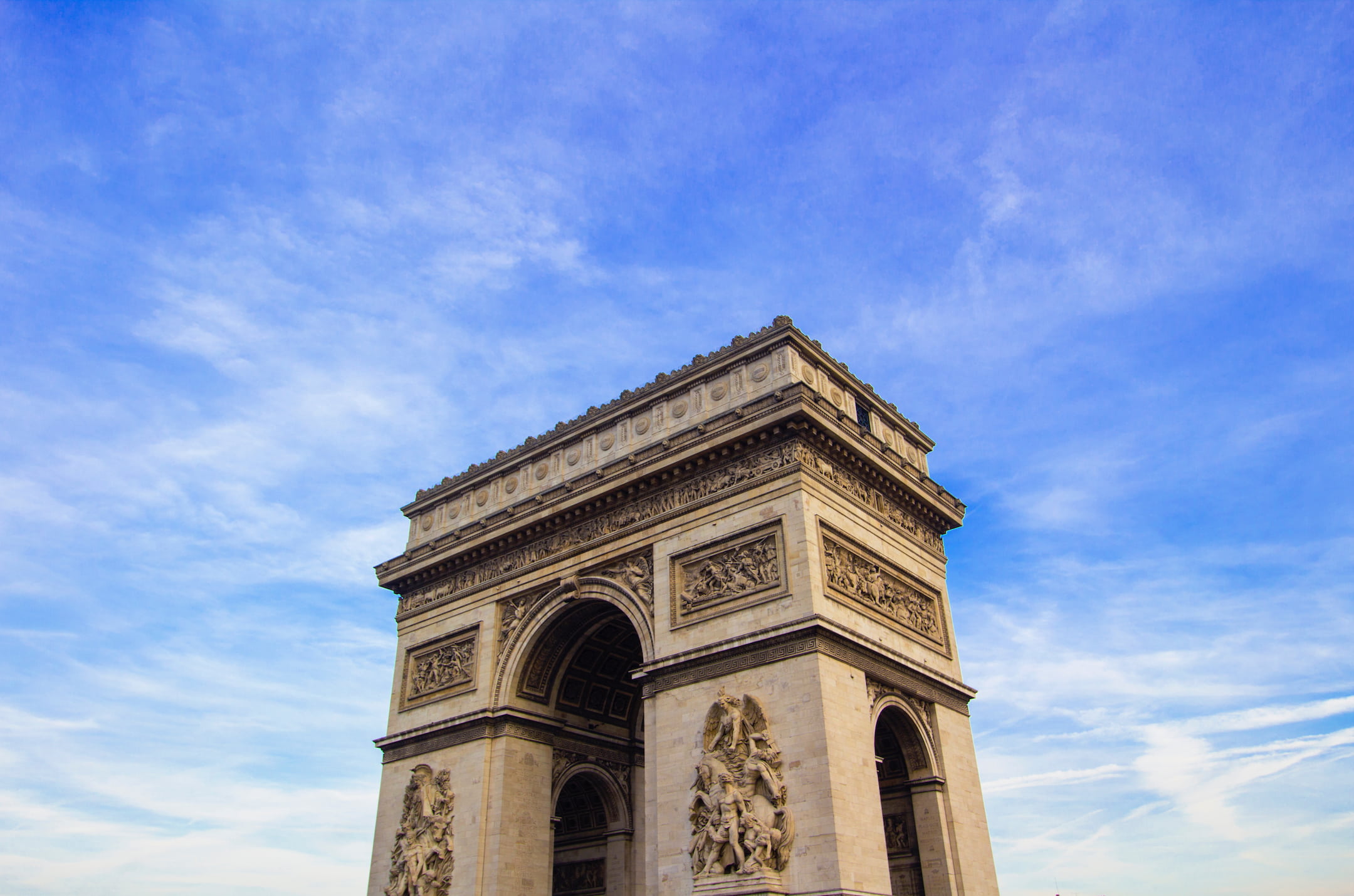 built structure, travel, ornate, clouds, cloud - sky, europe, arch, triumphal Arch, architecture, famous Place, de, day, avenue des Champs-Elysees, arc de Triomphe, HD Wallpaper