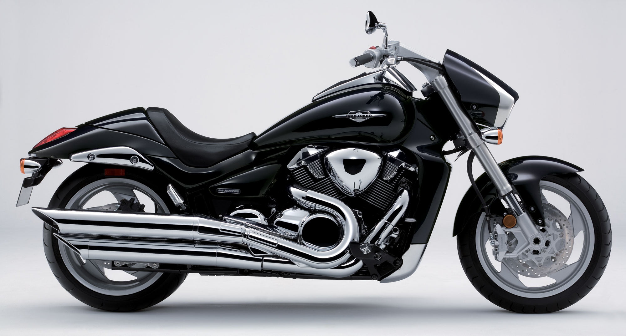 leather, suzuki, side view, cut out, metal, customized, single object, boulevard, land vehicle, gray, no people, transportation, chrome, 2012, luxury, silver colored, HD Wallpaper
