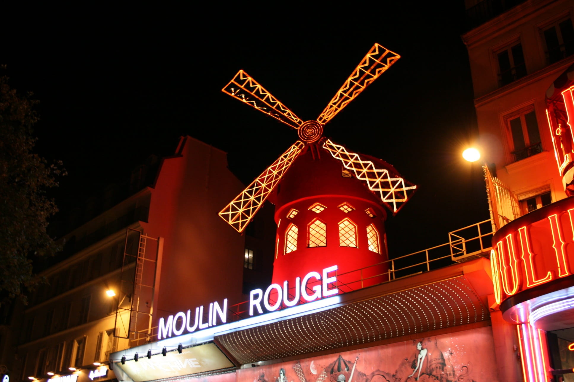 celebration, building exterior, hanging, night, outdoors, text, red, sky, no people, architecture, rouge, decoration, low angle view, 1080P, Pigalle, lighting equipment, HD Wallpaper