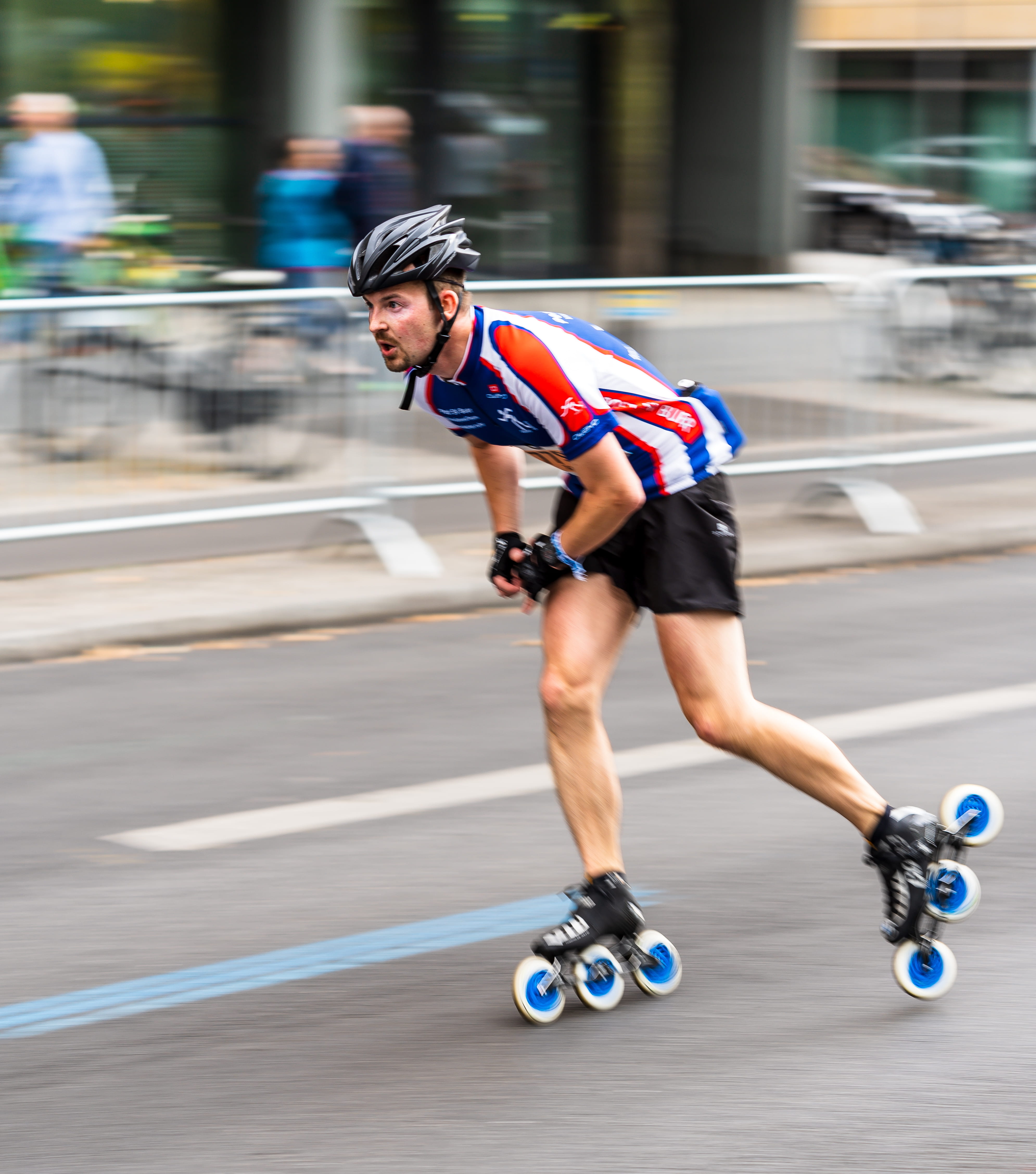 determination, one person, sport, men, berlin, riding, 4K, leisure activity, healthy lifestyle, speed, blurred motion, day, balance, skill, sports clothing, Phone HD Wallpaper