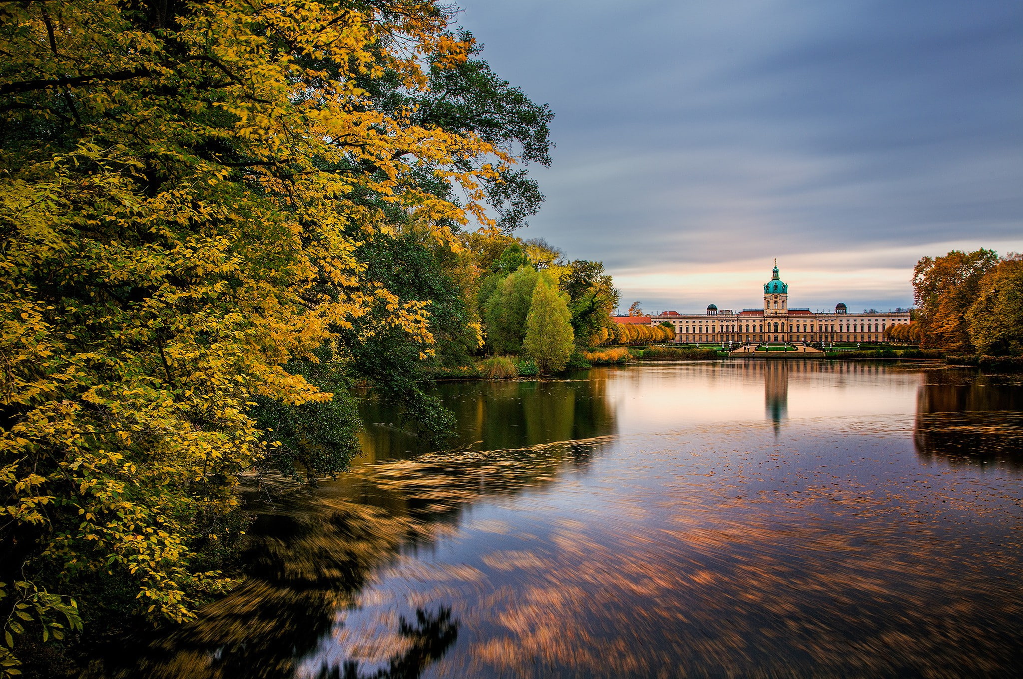 Schloss Charlottenburg, Lake, Berlin, schloss, germany, charlottenburg, trees, Charlottenburg Palace, Nature, 1080P, Autumn, HD Wallpaper