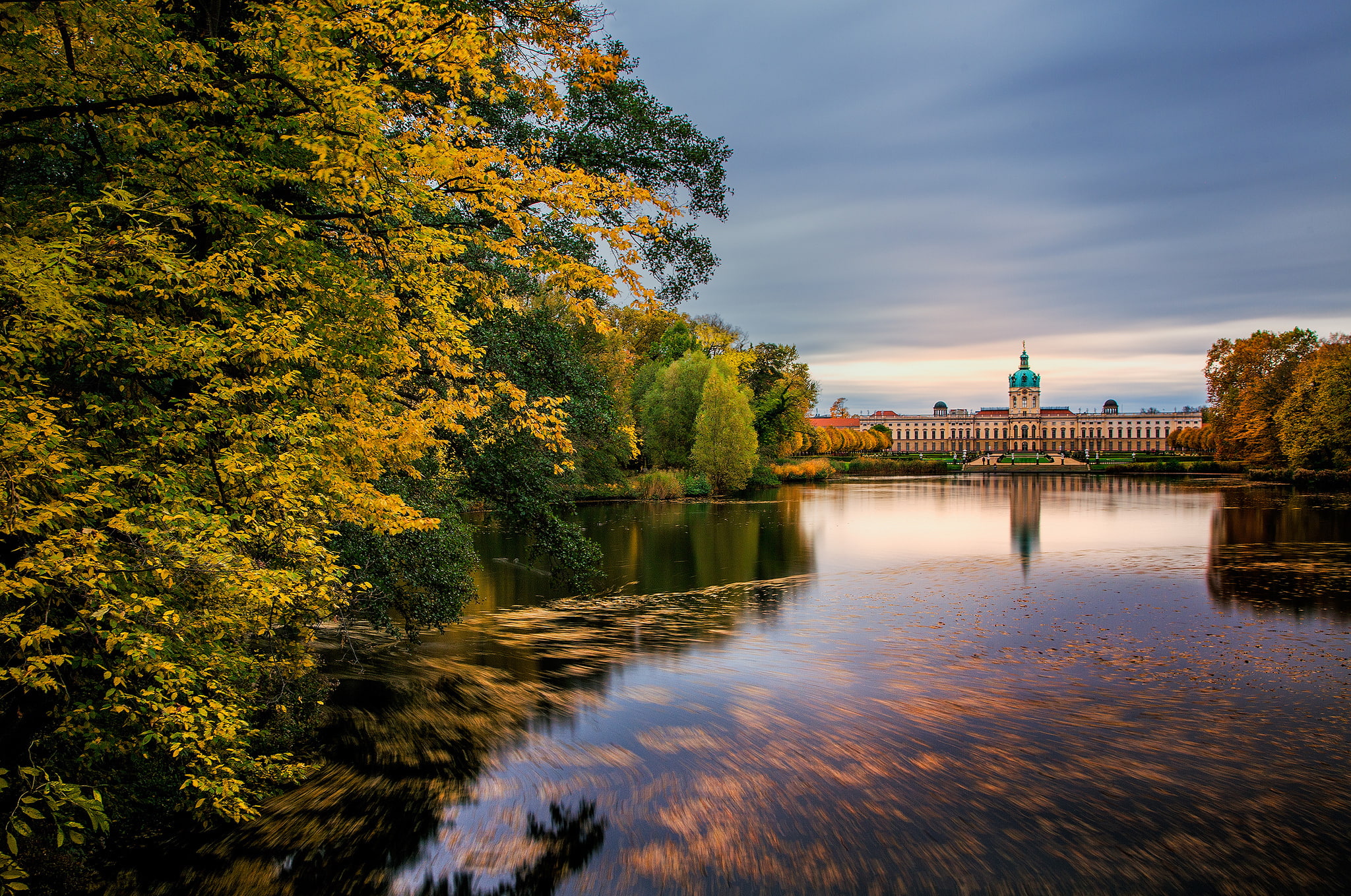 Berlin, 1080P, trees, Germany, Schloss Charlottenburg, Charlottenburg Palace, lake, autumn, nature, HD Wallpaper