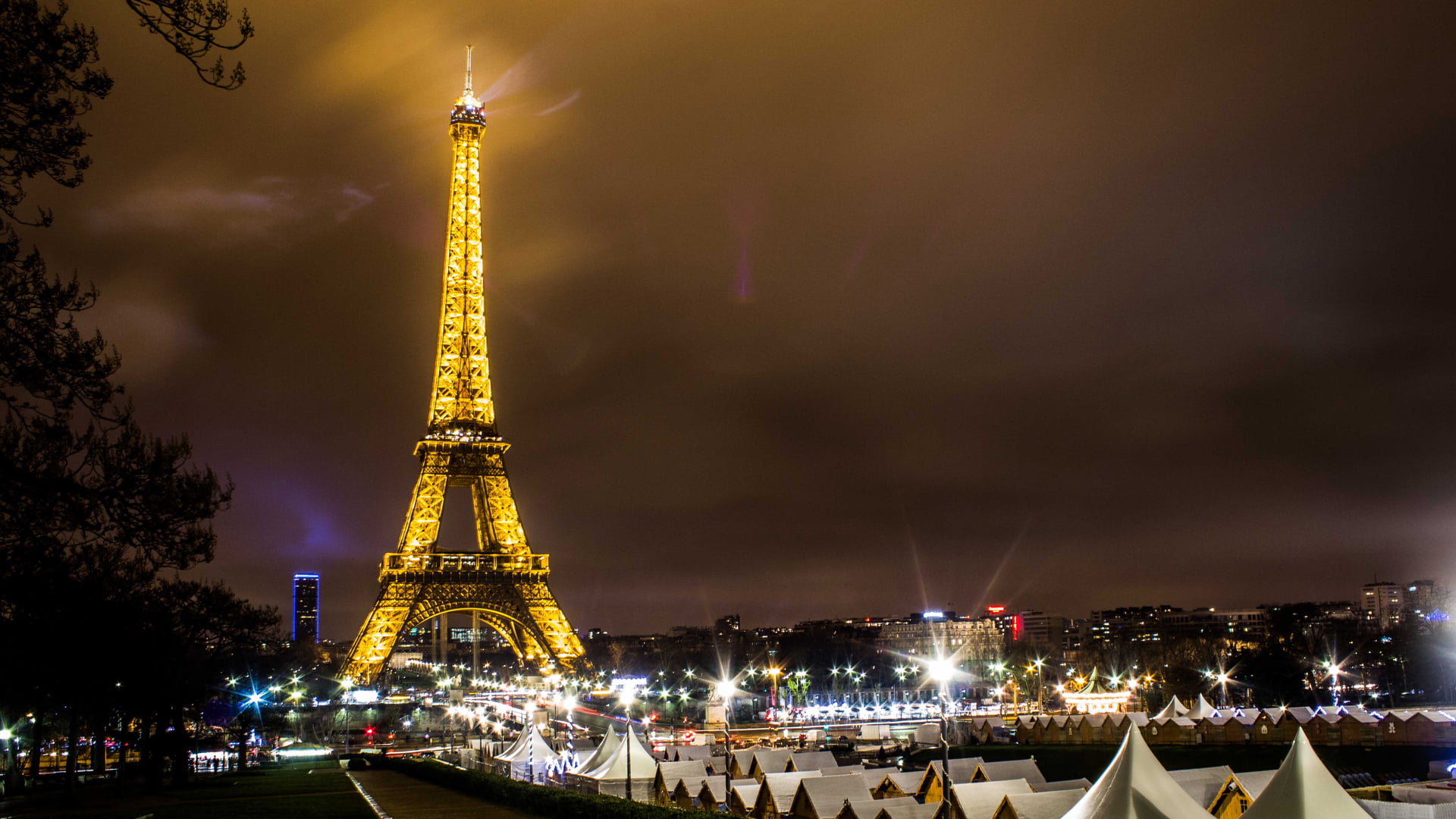 tourism, monument, history, structure, sky, night, architecture, urban, 1080P, capital, construction, tall - high, place, building exterior, crowd, eiffel, HD Wallpaper