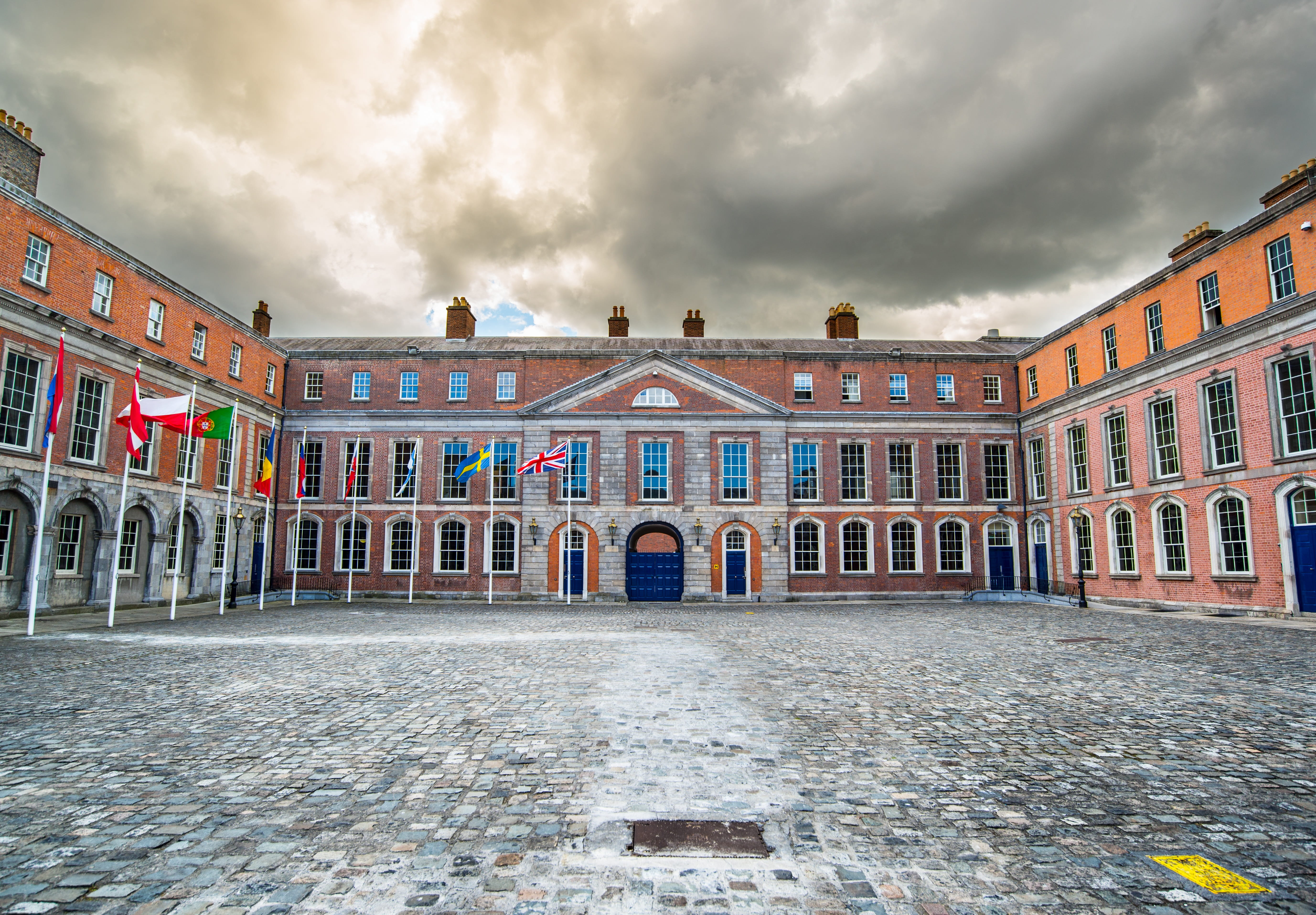 nature, castle, no people, famous, storm, flags, building, tourism, architecture, court, Castle, cloud - sky, landmark, palace, sunset, Travel, dublin, HD Wallpaper