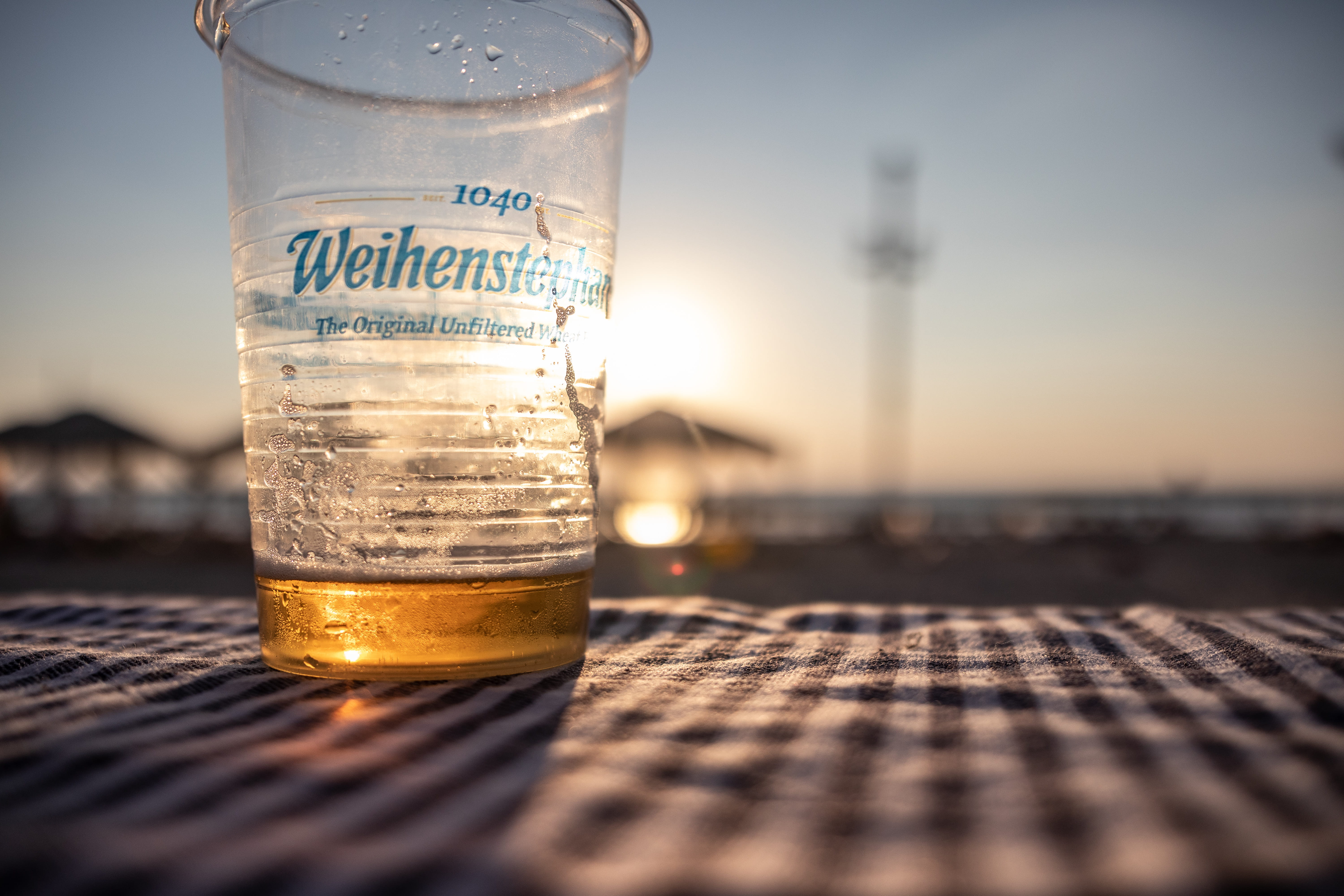 sunset, israel, summer, pint glass, sky, household equipment, refreshment, 5K, telaviv, beer glass, drink, drinking glass, germanbeer, beach, western script, HD Wallpaper