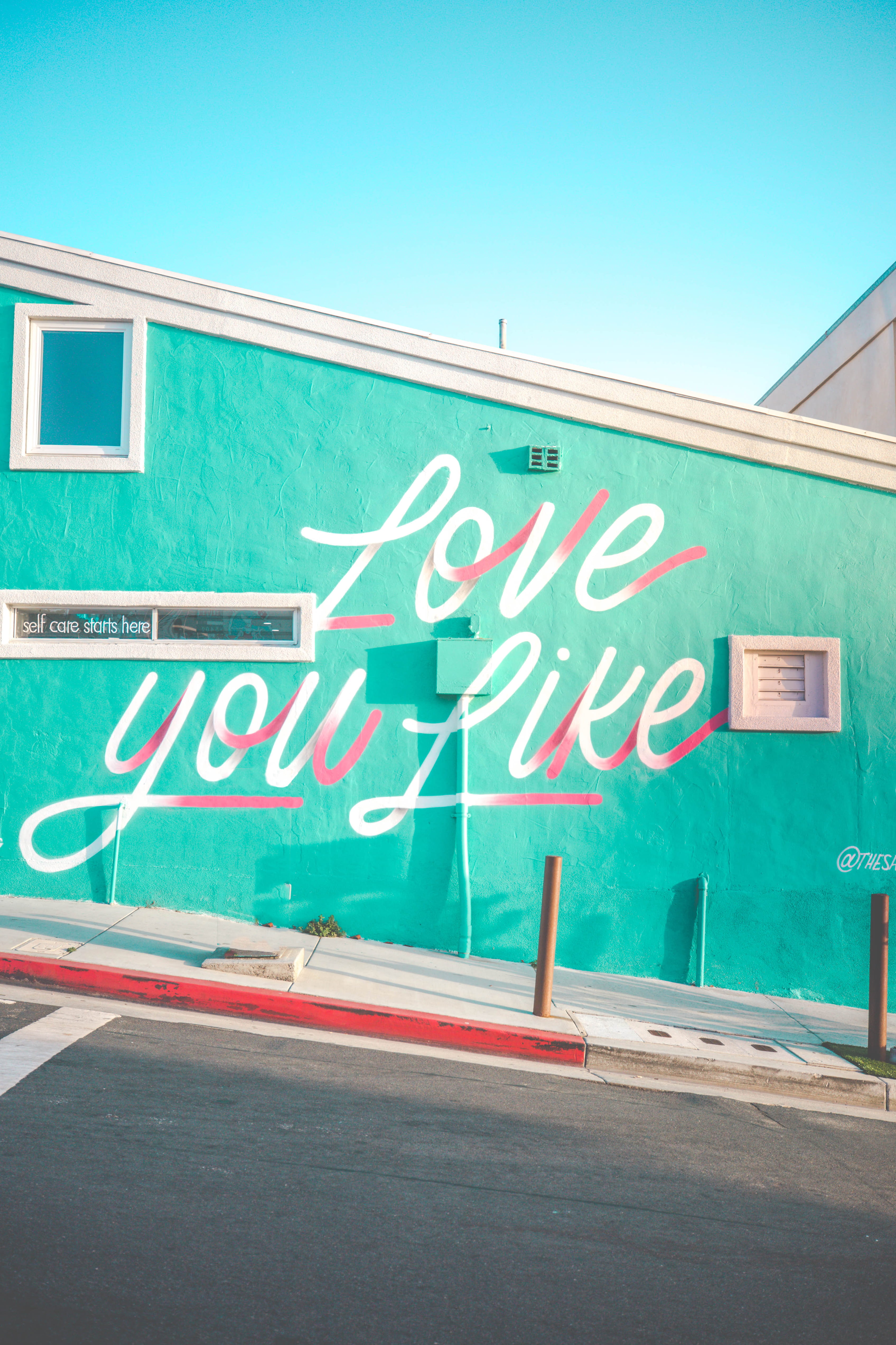 no People, love, green, wall, editorial, facade, cursive, sky, building, sidewalk, store, art, building Exterior, architecture, blue, sign, mural, street, Phone HD Wallpaper