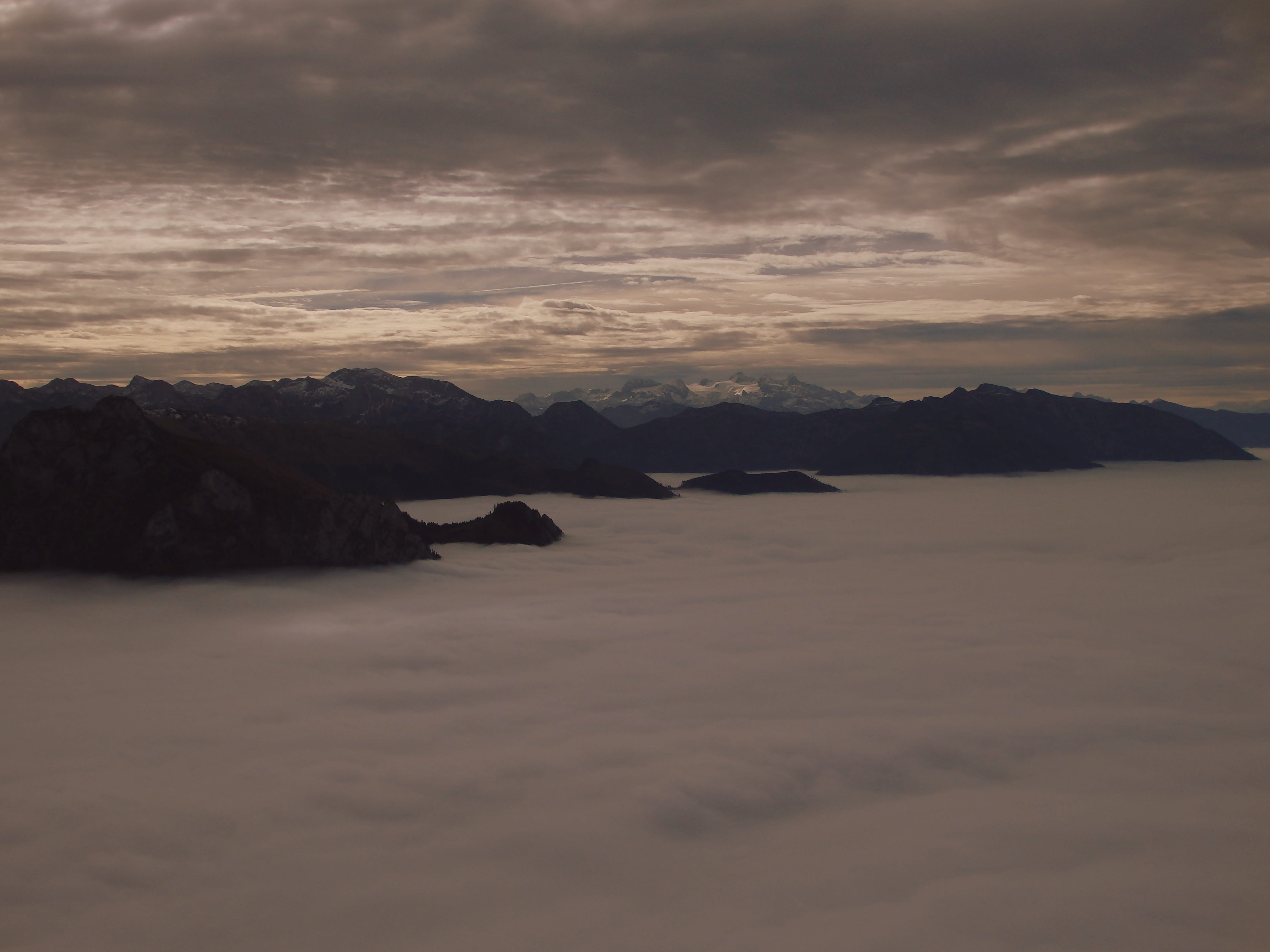 no people, sea, mountain range, waterfront, tranquil scene, mood, fog, sky, landscape, austria, 4K, non-urban scene, sunset, water, tranquility, inversion weather situation, HD Wallpaper