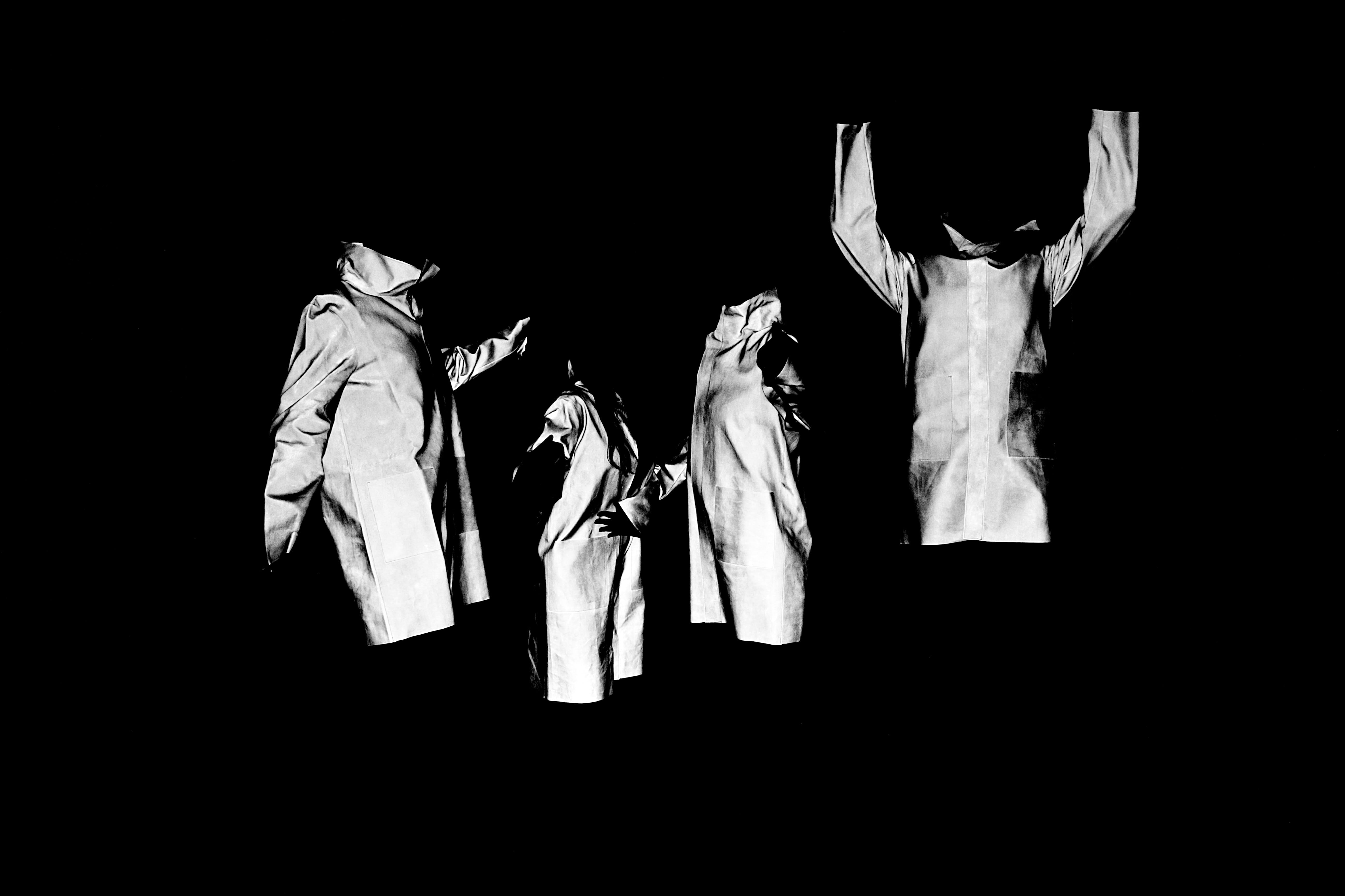 coathanger, group of objects, dark, no people, white color, studio shot, austria, drying, ok offenes kulturhaus oberösterreich, bnw, persons, side by side, HD Wallpaper