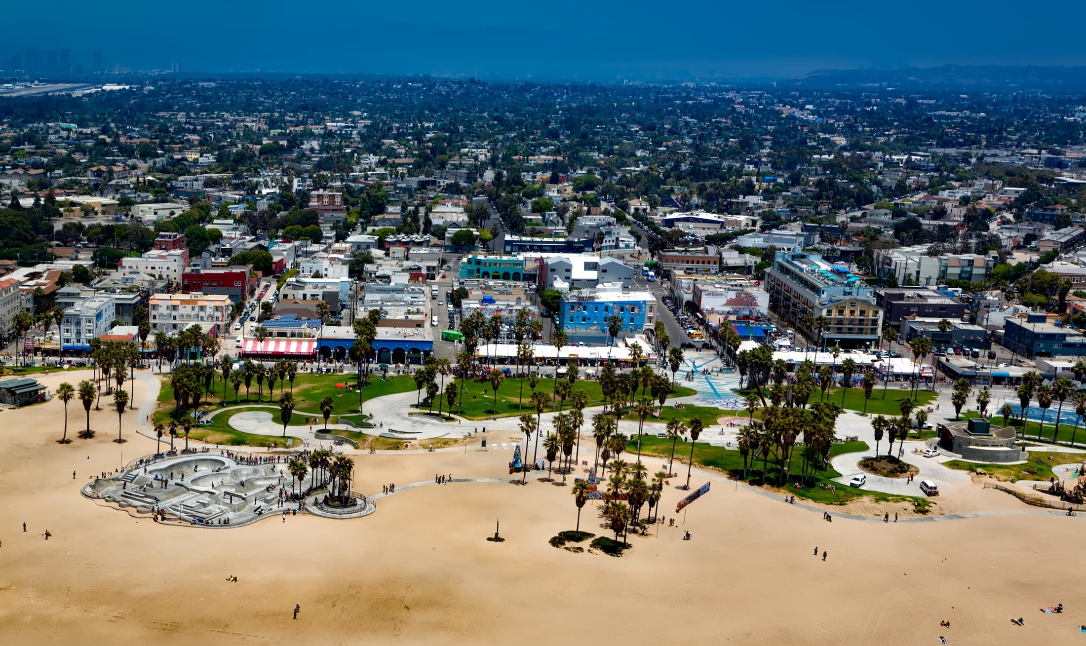 seashore, attractions, building exterior, city, scenic, aerial, california, venice beach, tourism, no people, vacation, outdoors, 1080P, land, sky, view, HD Wallpaper