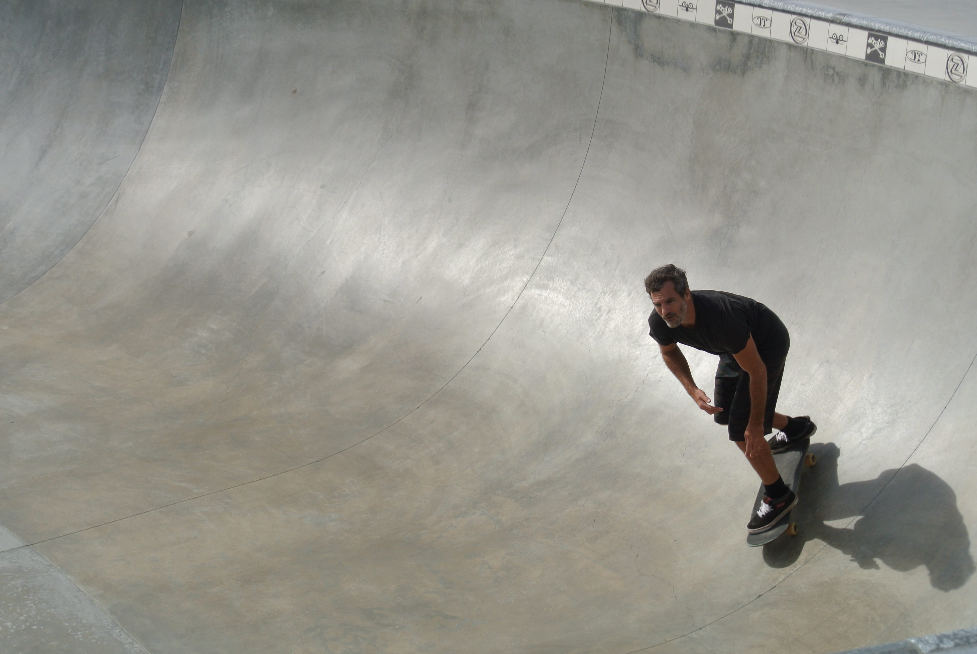 california, high angle view, Venice Beach, skatepark, concrete, full length, casual clothing, 4K, los angeles, one man only, skateboard park, sports ramp, HD Wallpaper