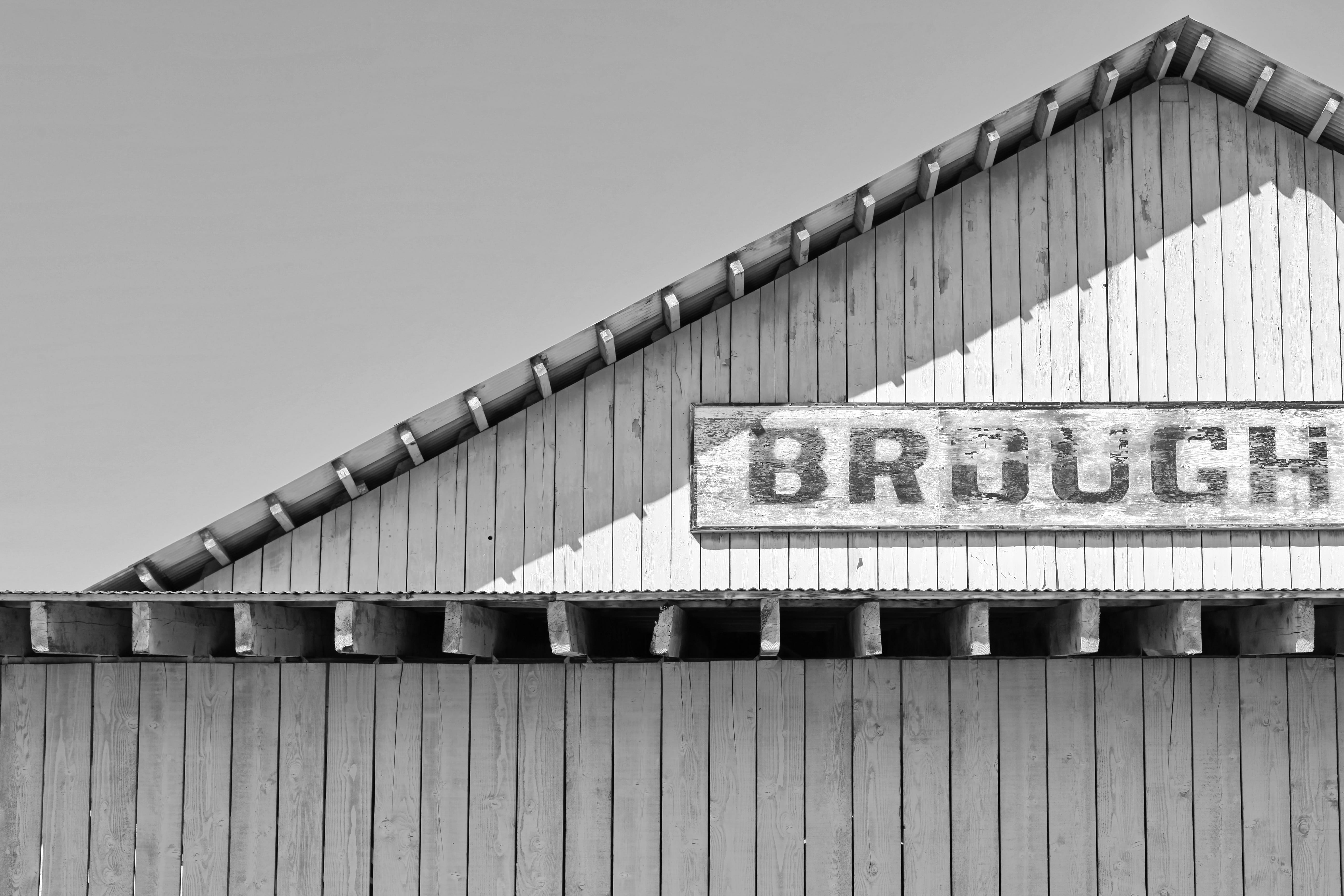 built Structure, text, industry, day, clear sky, information, number, wood - Material, information sign, blackandwhite, building exterior, communication, HD Wallpaper