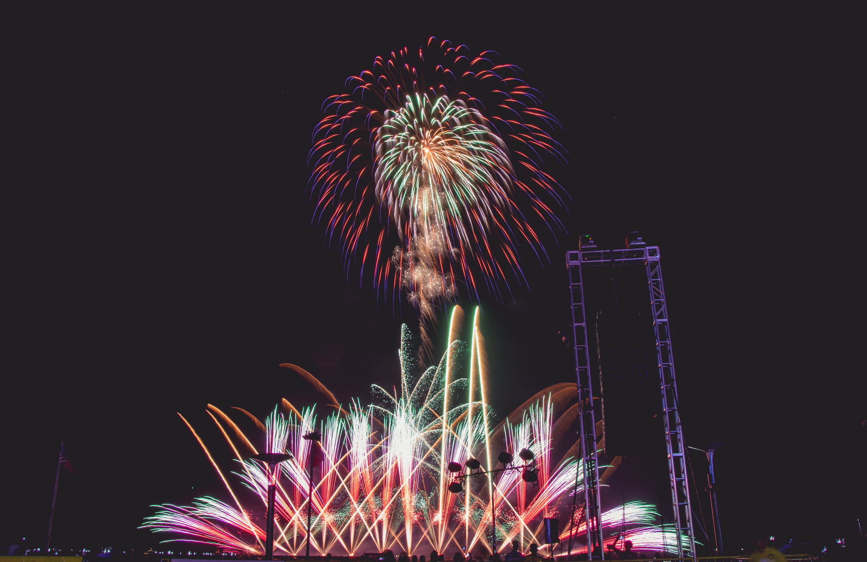 firework - man made object, nature, pyrotechnics, building exterior, firework, exploration, illuminated, no people, blurred motion, celebration, light, HD Wallpaper