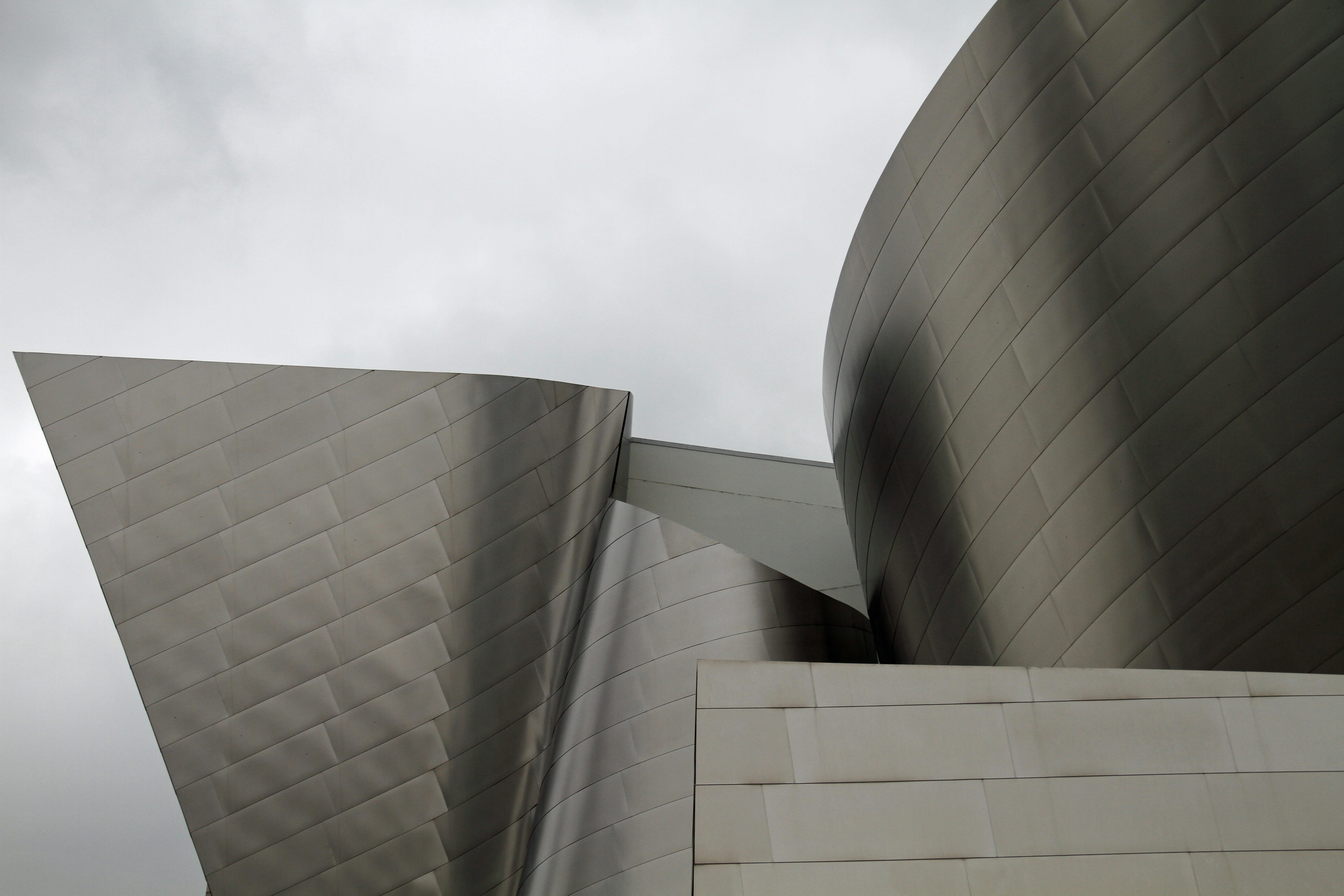indoors, arts culture and entertainment, skyscraper, concert, building, urban, hall, pattern, 5K, downtown, cloud - sky, day, outdoors, travel destinations, HD Wallpaper