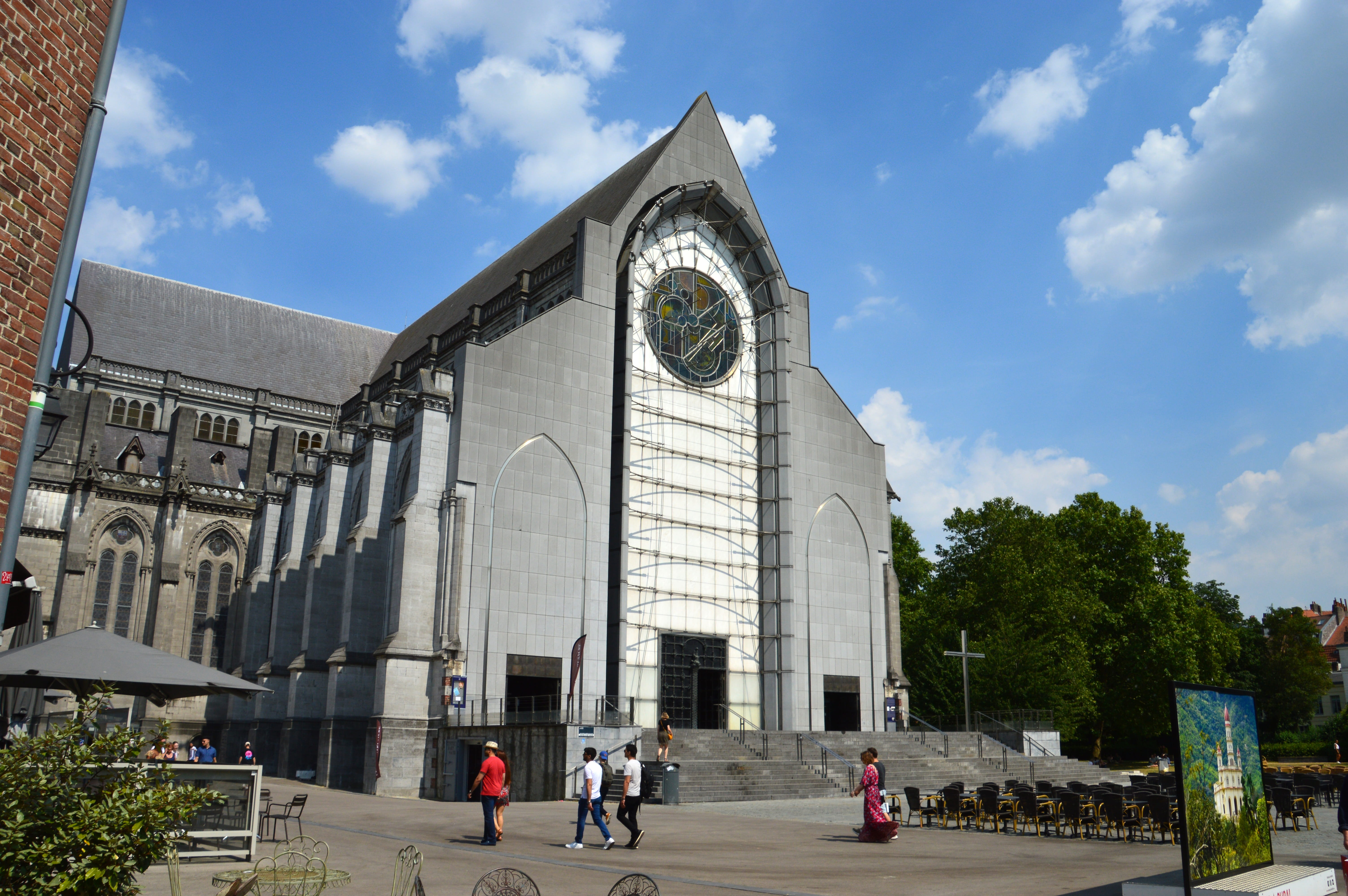 contemporary architecture, place gilleson, low angle view, outdoors, old lille, north, building, cloud - sky, men, city, sunlight, district of vieux-lille, HD Wallpaper