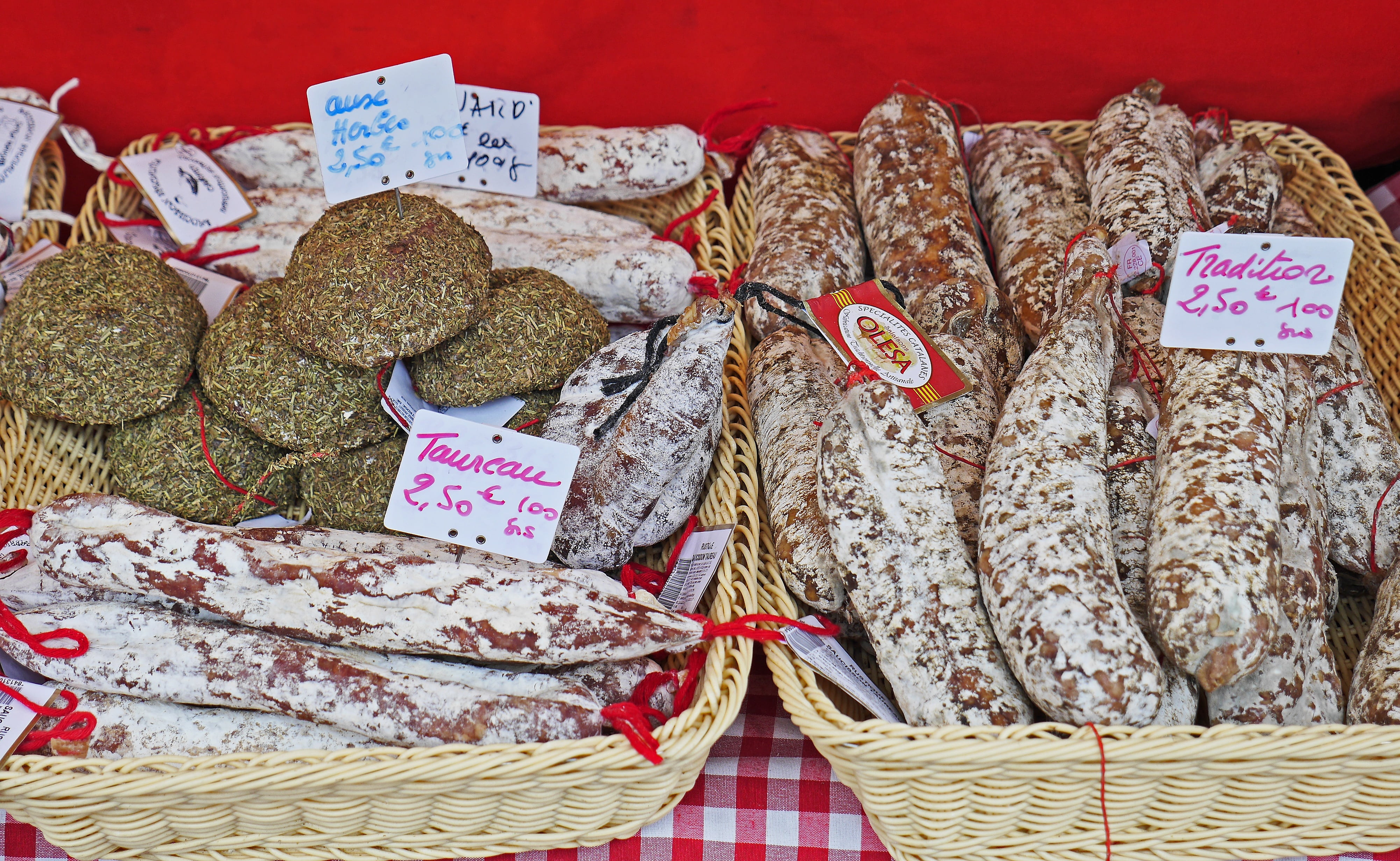 cultures, 4K, text, still life, offer, abundance, communication, price tag, mediteran, south of france, salami, no people, market stall, market, sale, HD Wallpaper