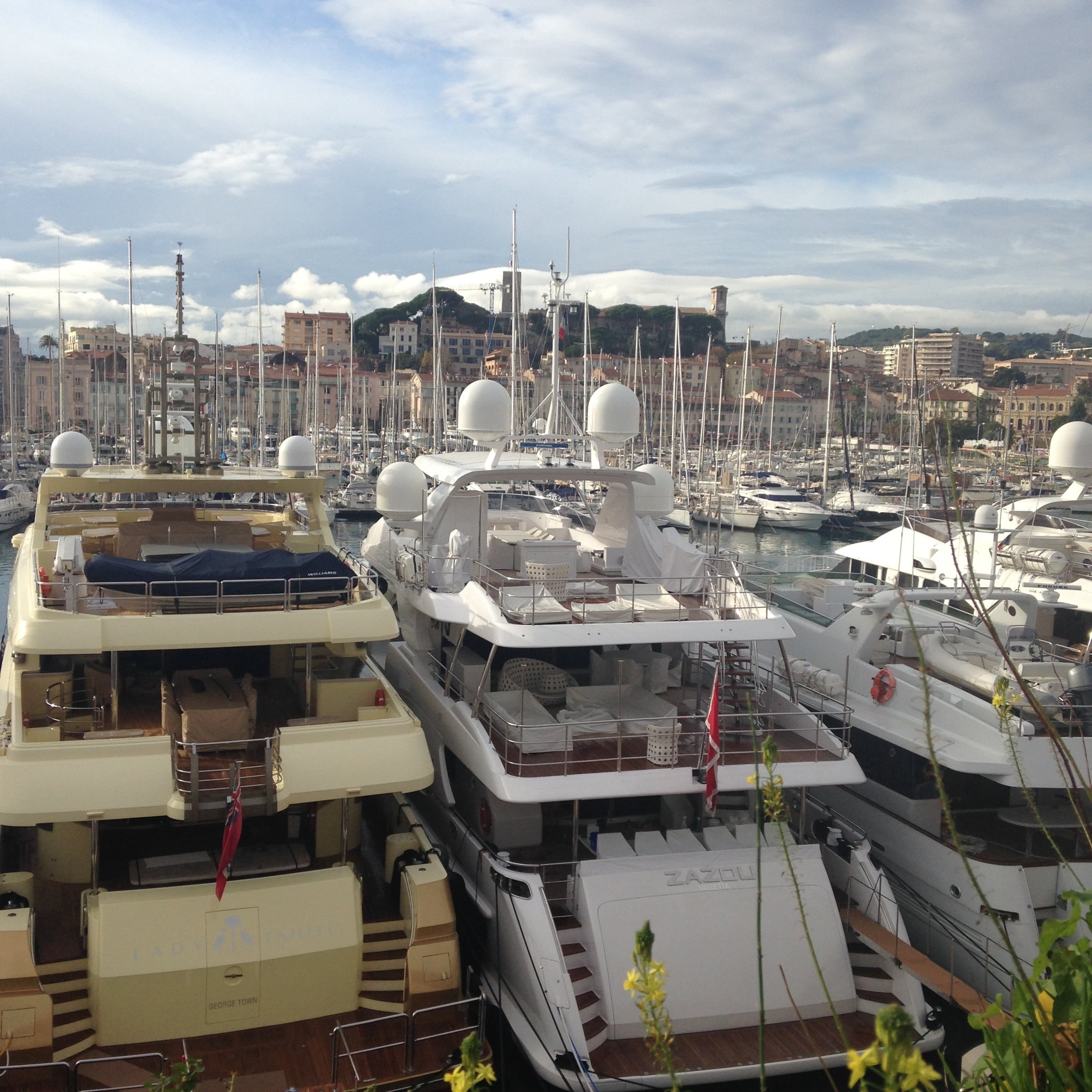 tourism, cannes, provence, french, 1080P, building exterior, cote, port, cloud - sky, sailboat, water, transportation, nature, riviera, travel, europe, Phone HD Wallpaper