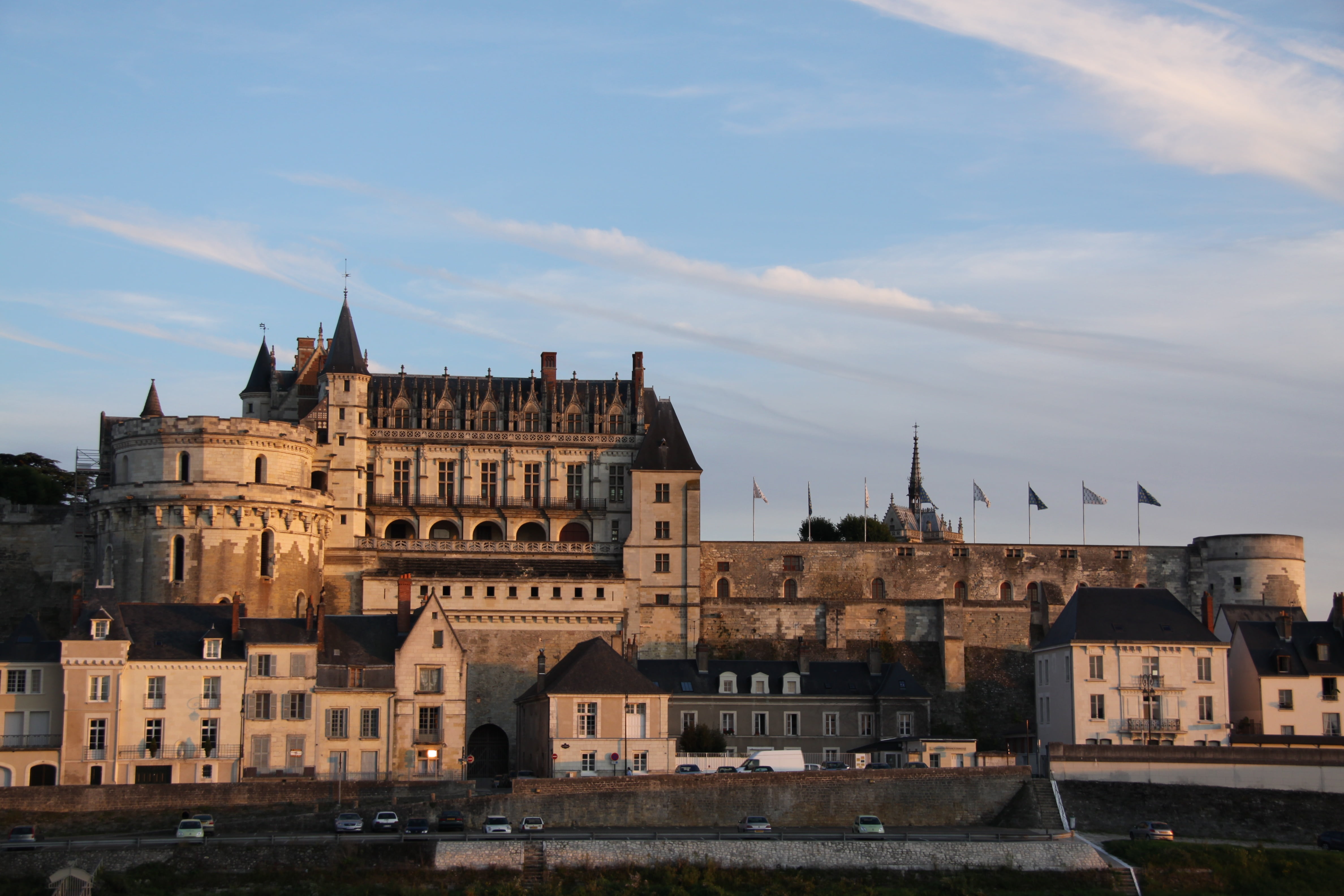 4K, building exterior, outdoors, travel destinations, royal château of amboise, gothic style, castle, travel, building, residential district, the past, HD Wallpaper