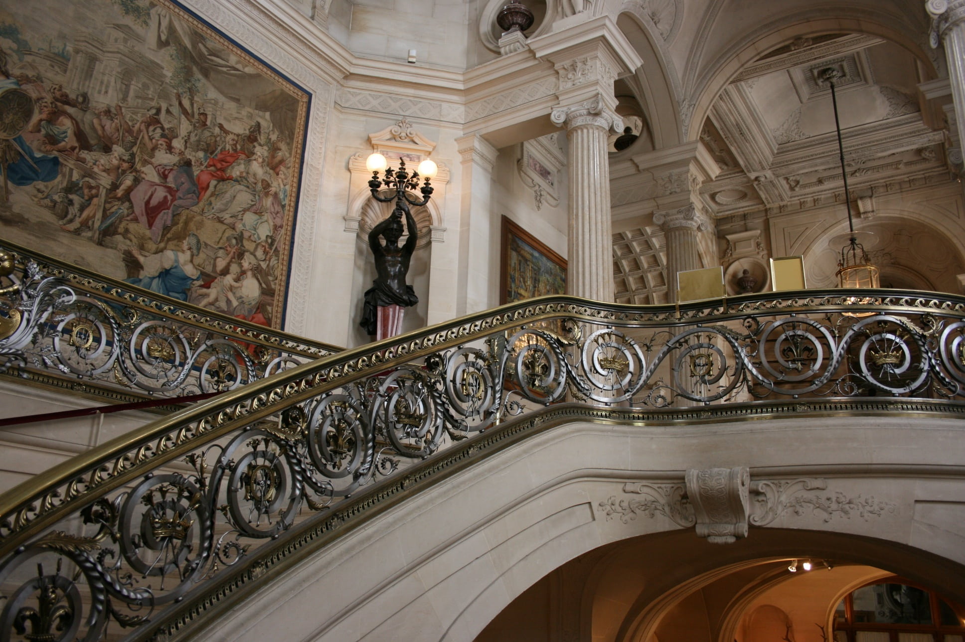 staircase, ceiling, architecture, château de chantilly, ornate, france, indoors, arch, built structure, building, art and craft, sculpture, lighting equipment, HD Wallpaper