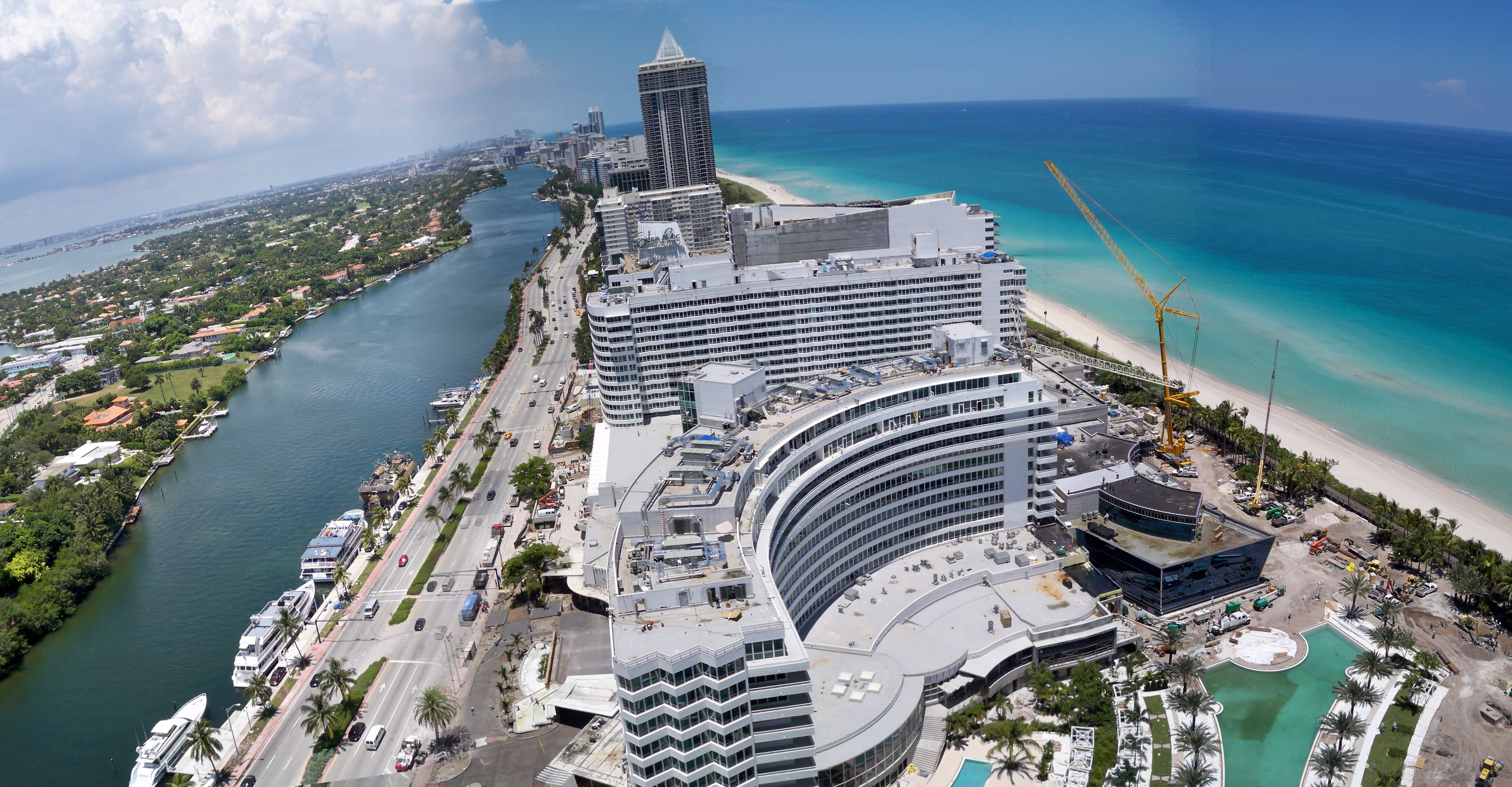 architecture, beach, 5K, white, sky, built structure, beautiful, sea, transportation, building, day, city, building exterior, miami, no people, travel, HD Wallpaper