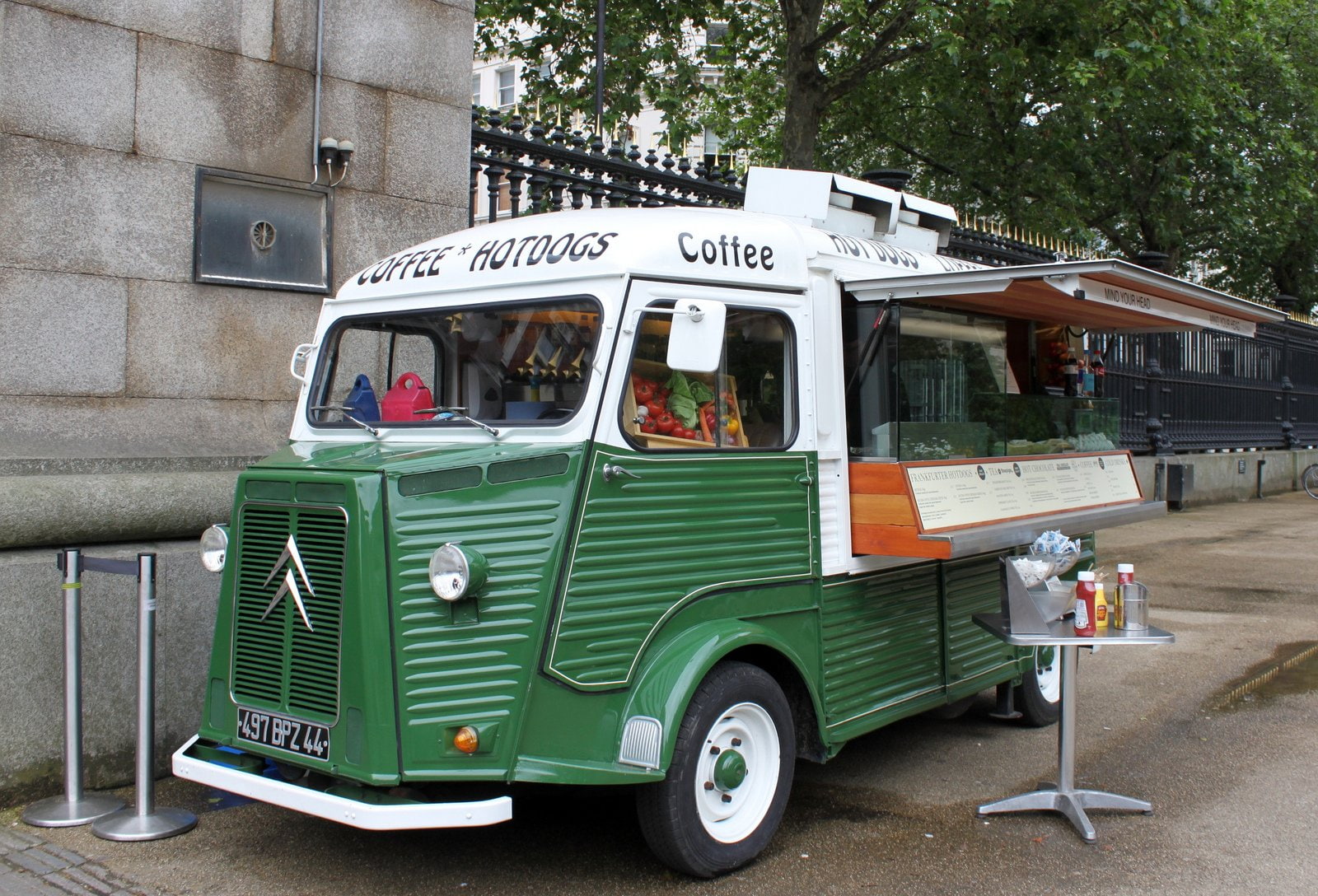 delivery, type-h, truck, fourgonnette, cars, food, 720P, classic, citroen, van, french, HD Wallpaper